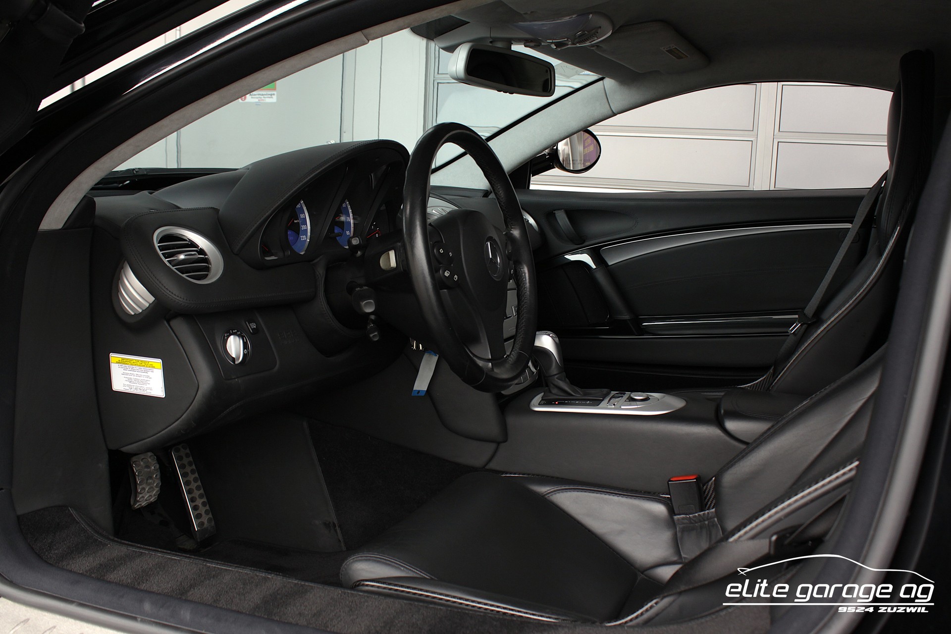 MERCEDES-BENZ SLR McLaren AUS 1. HAND-image-12