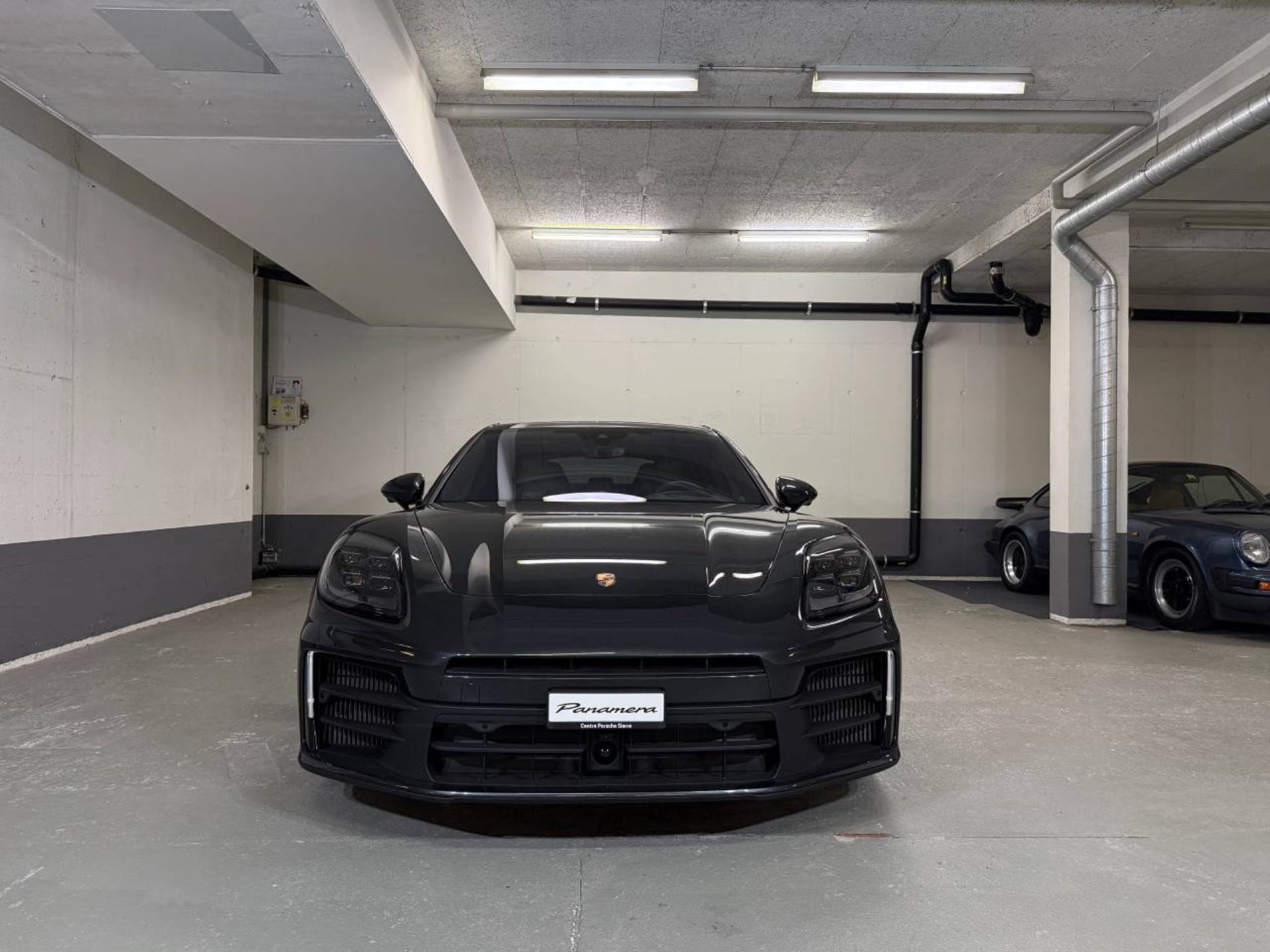 PORSCHE Panamera 4S E-Hybrid-image-8