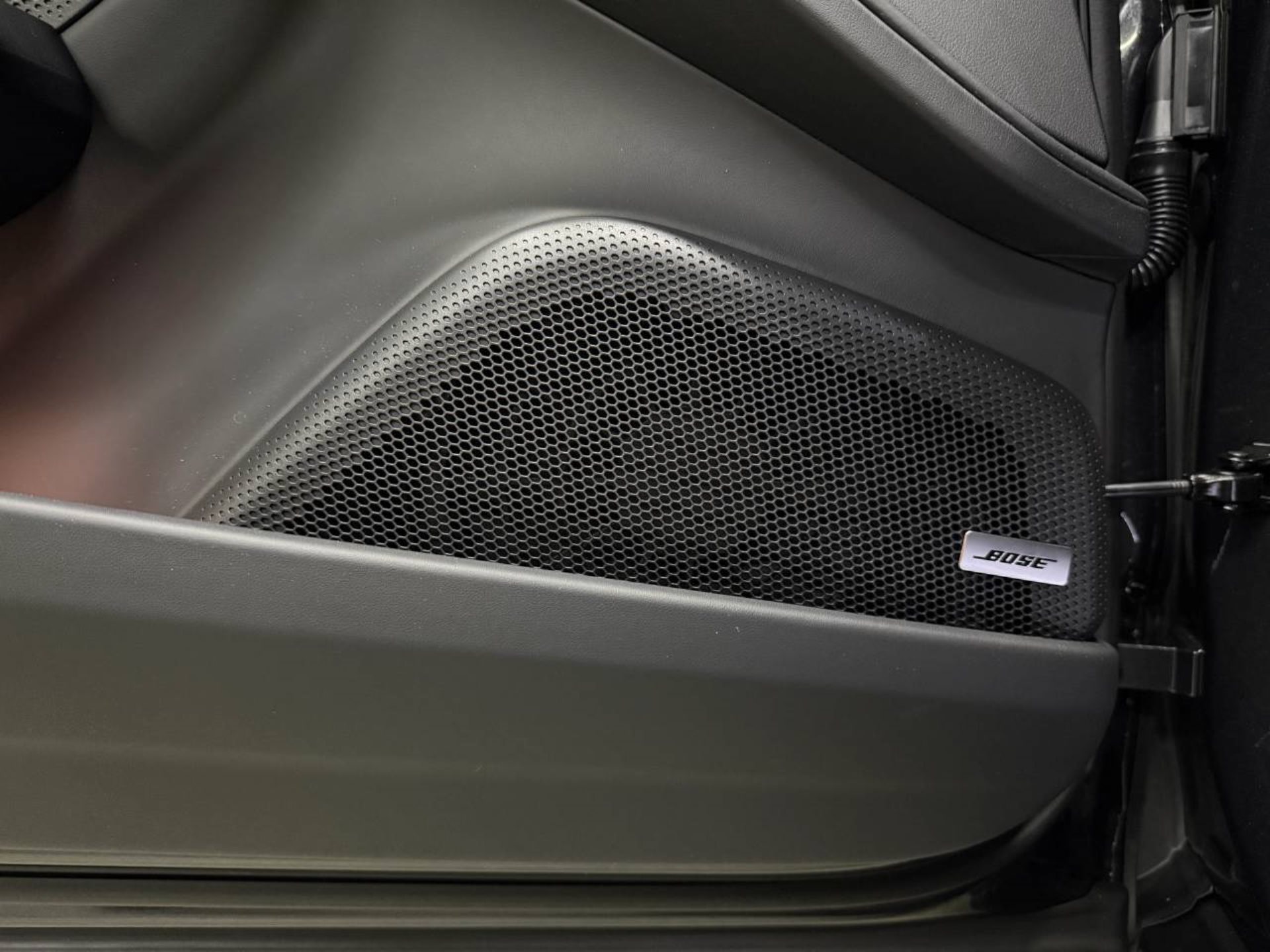 PORSCHE Panamera 4S E-Hybrid-image-26
