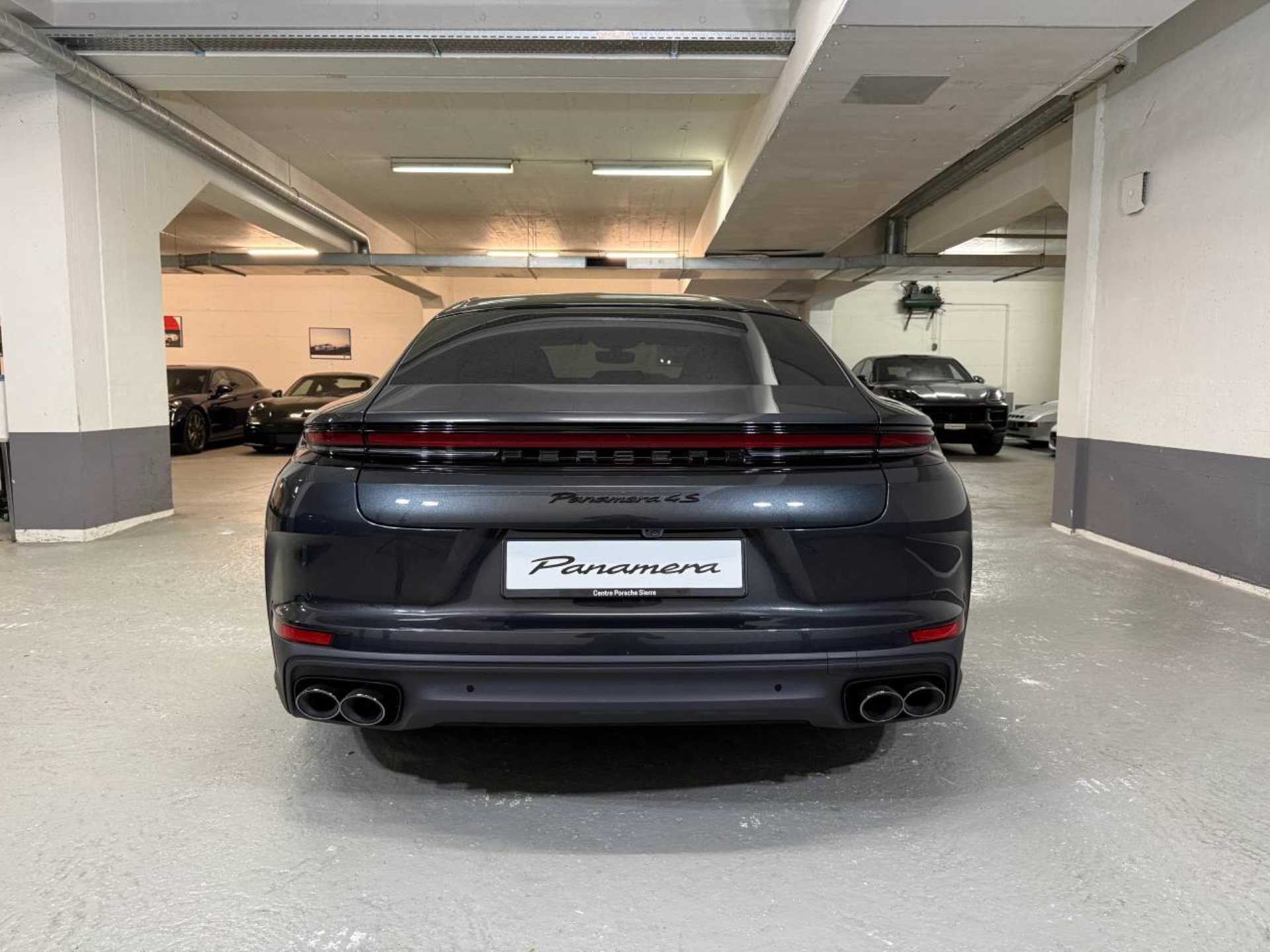 PORSCHE Panamera 4S E-Hybrid-image-5