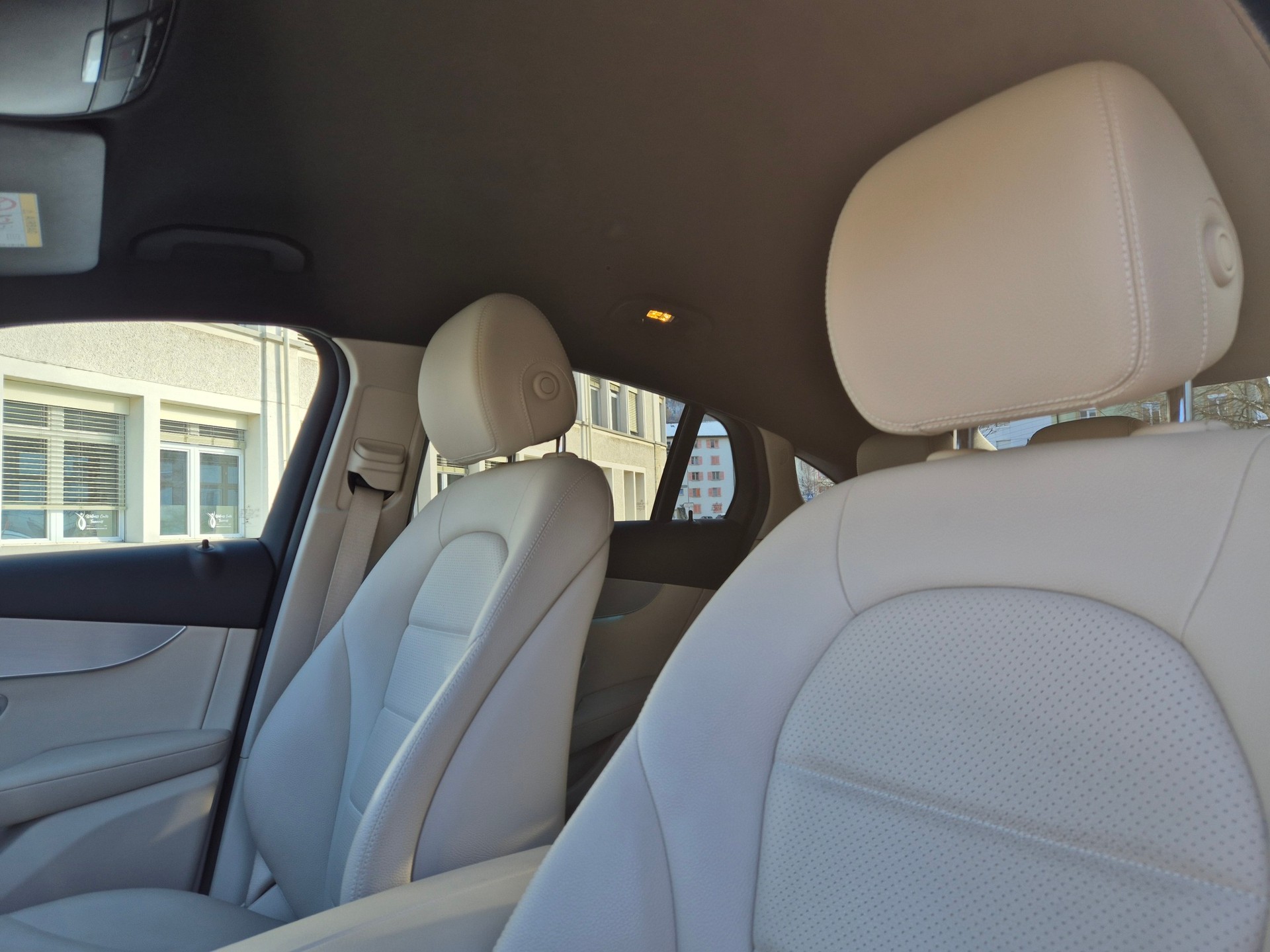 MERCEDES-BENZ GLC Coupé 250 d AMG Line 4Matic 9G-Tronic-image-13