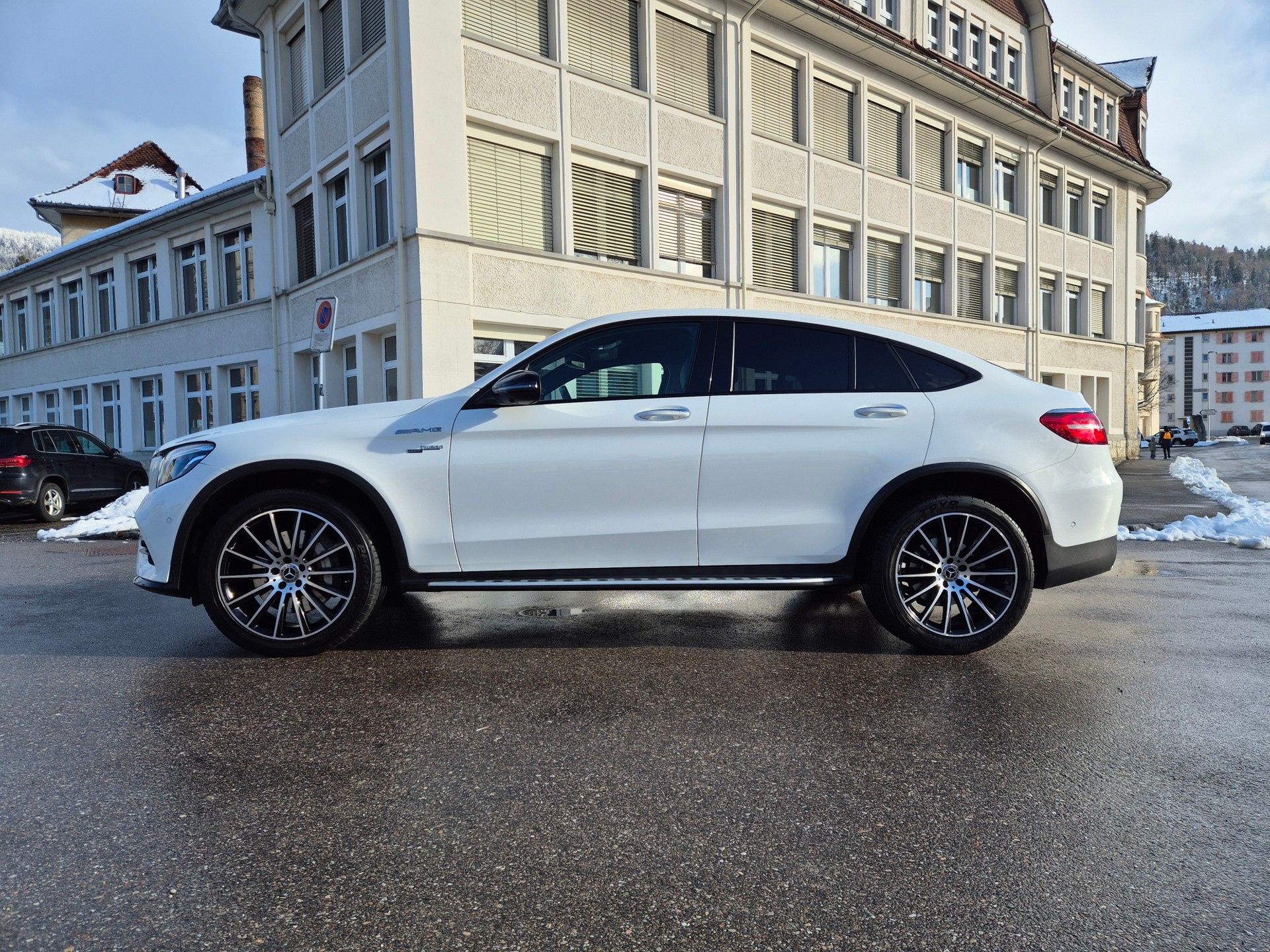MERCEDES-BENZ GLC Coupé 250 d AMG Line 4Matic 9G-Tronic-showroom-element-1