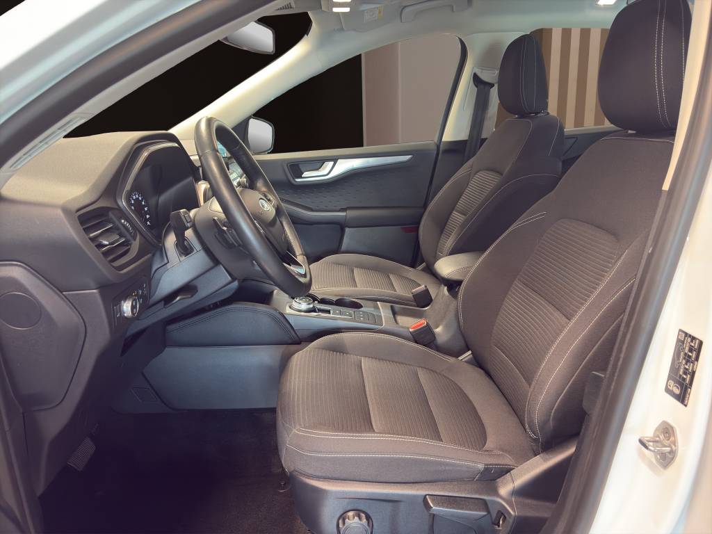 FORD Kuga 2.0 TDCi EcoBlue Titanium 4WD-image-5