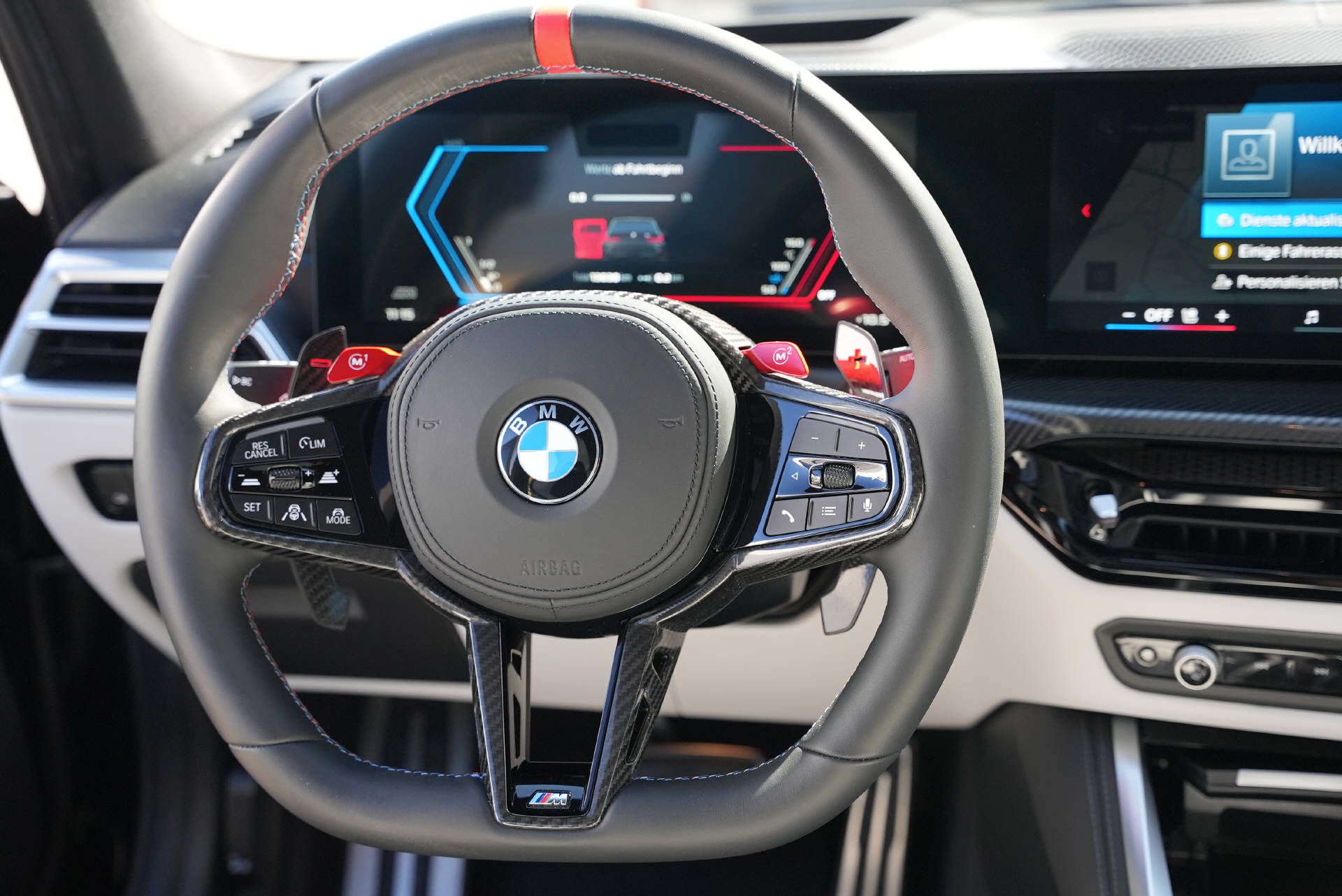 BMW M3 Touring xDrive Competition M LCI-image-12