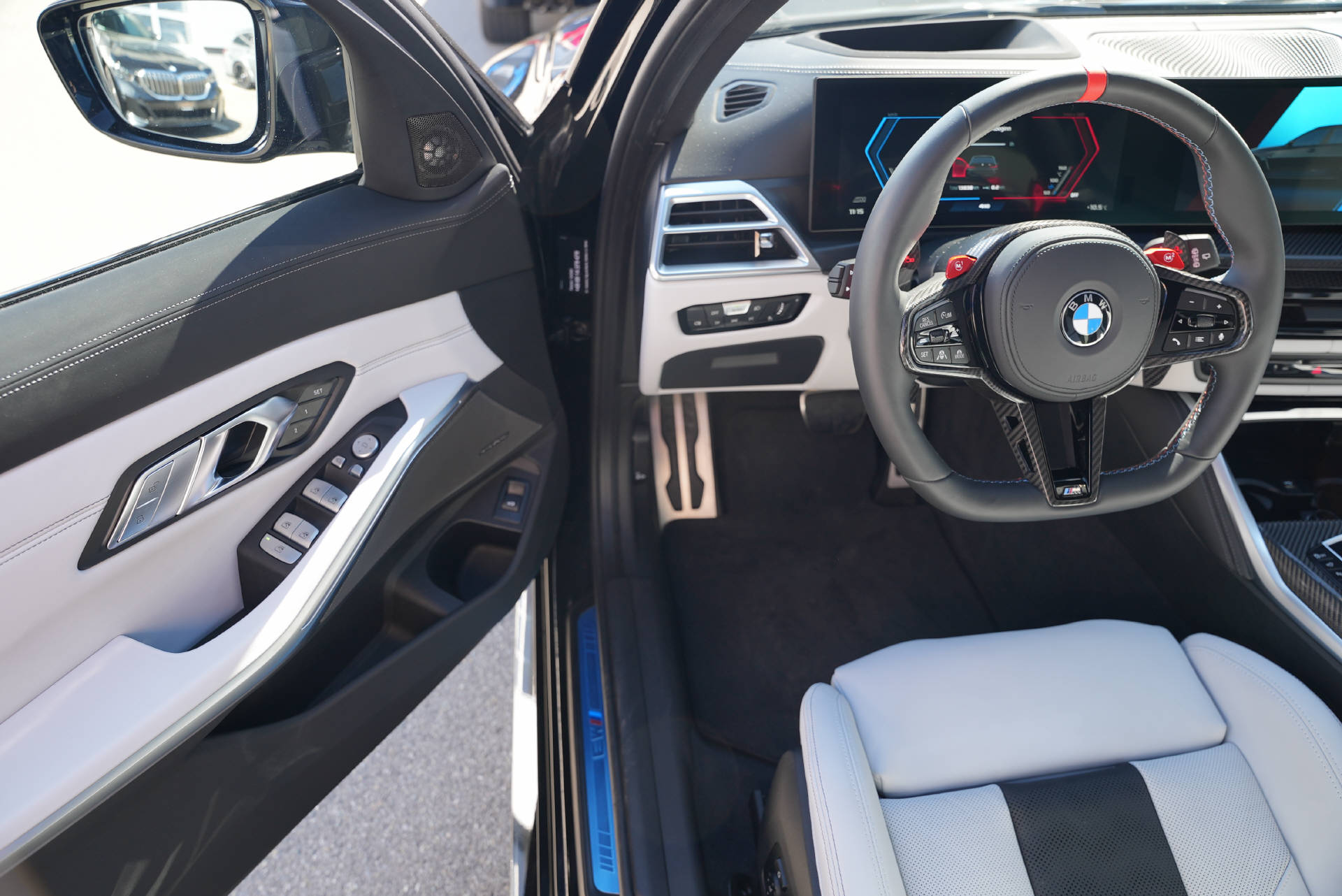 BMW M3 Touring xDrive Competition M LCI-image-8