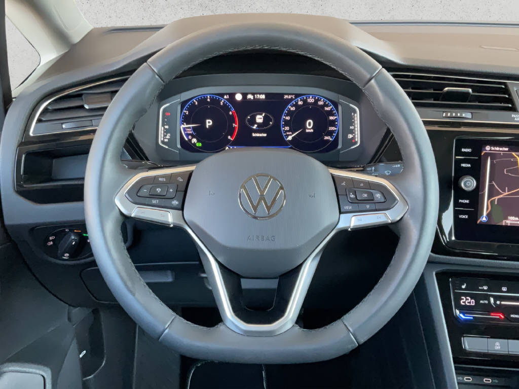 VW Touran 1.5 TSI Comfortline DSG-image-9