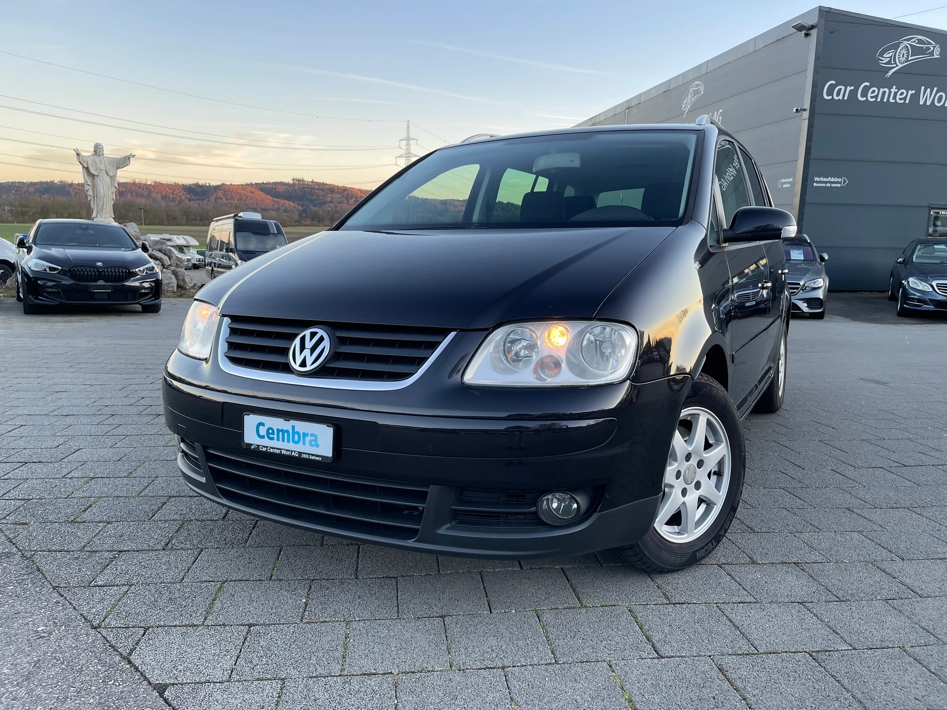 VW Touran 2.0 TDI Trendline-image-0