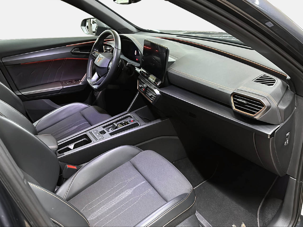CUPRA Formentor 2.0 TSI VZ DSG-image-12