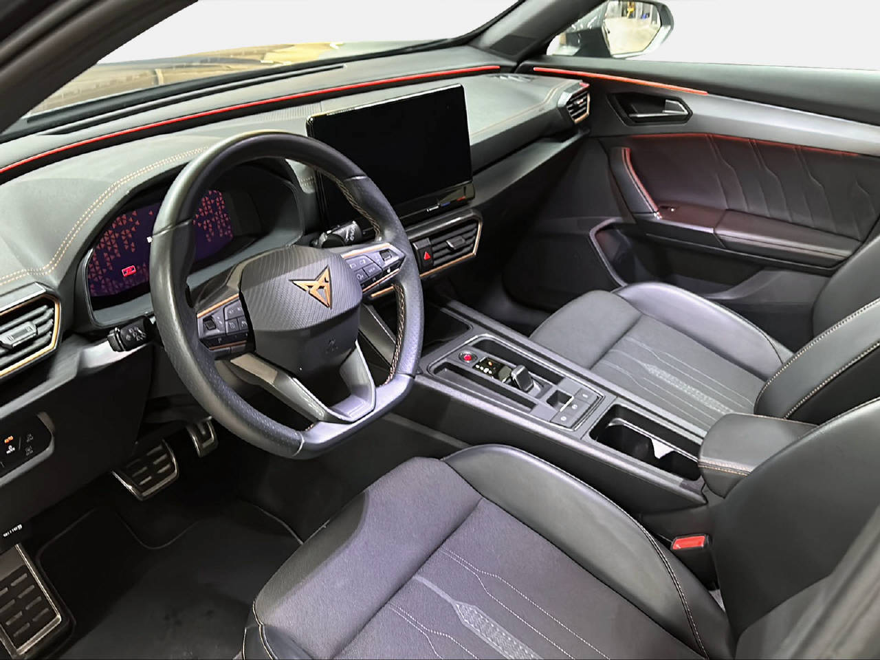 CUPRA Formentor 2.0 TSI VZ DSG-image-14