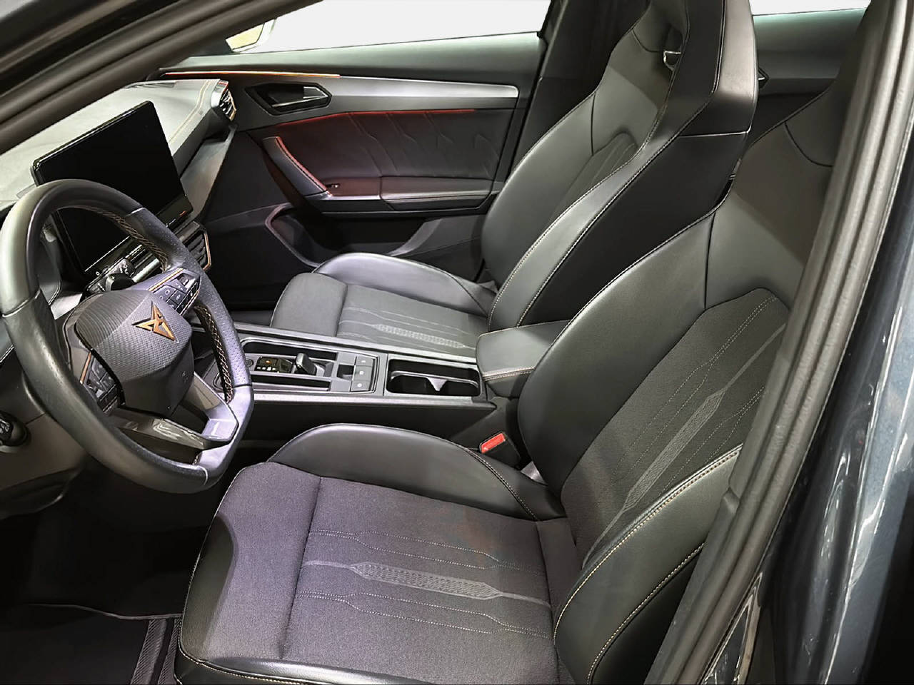 CUPRA Formentor 2.0 TSI VZ DSG-image-13