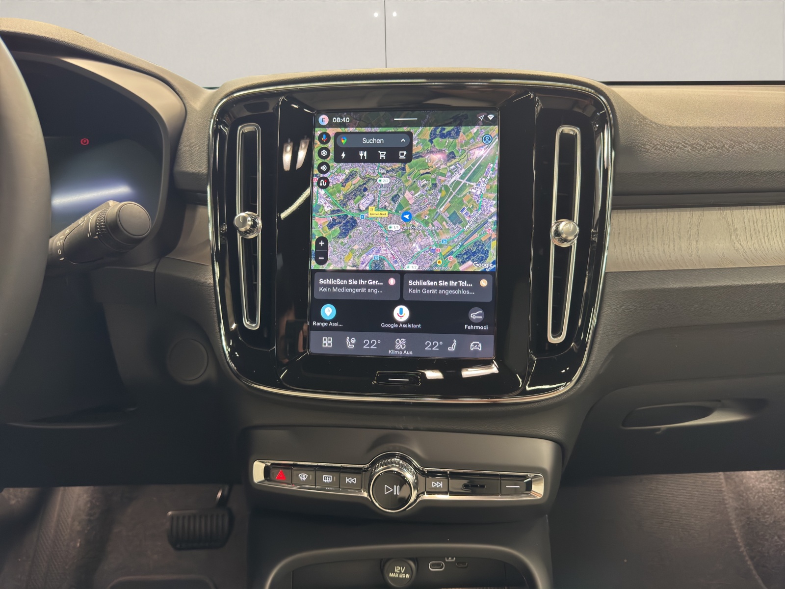 VOLVO EC40 Twin XCENTRIC Edition AWD-image-9