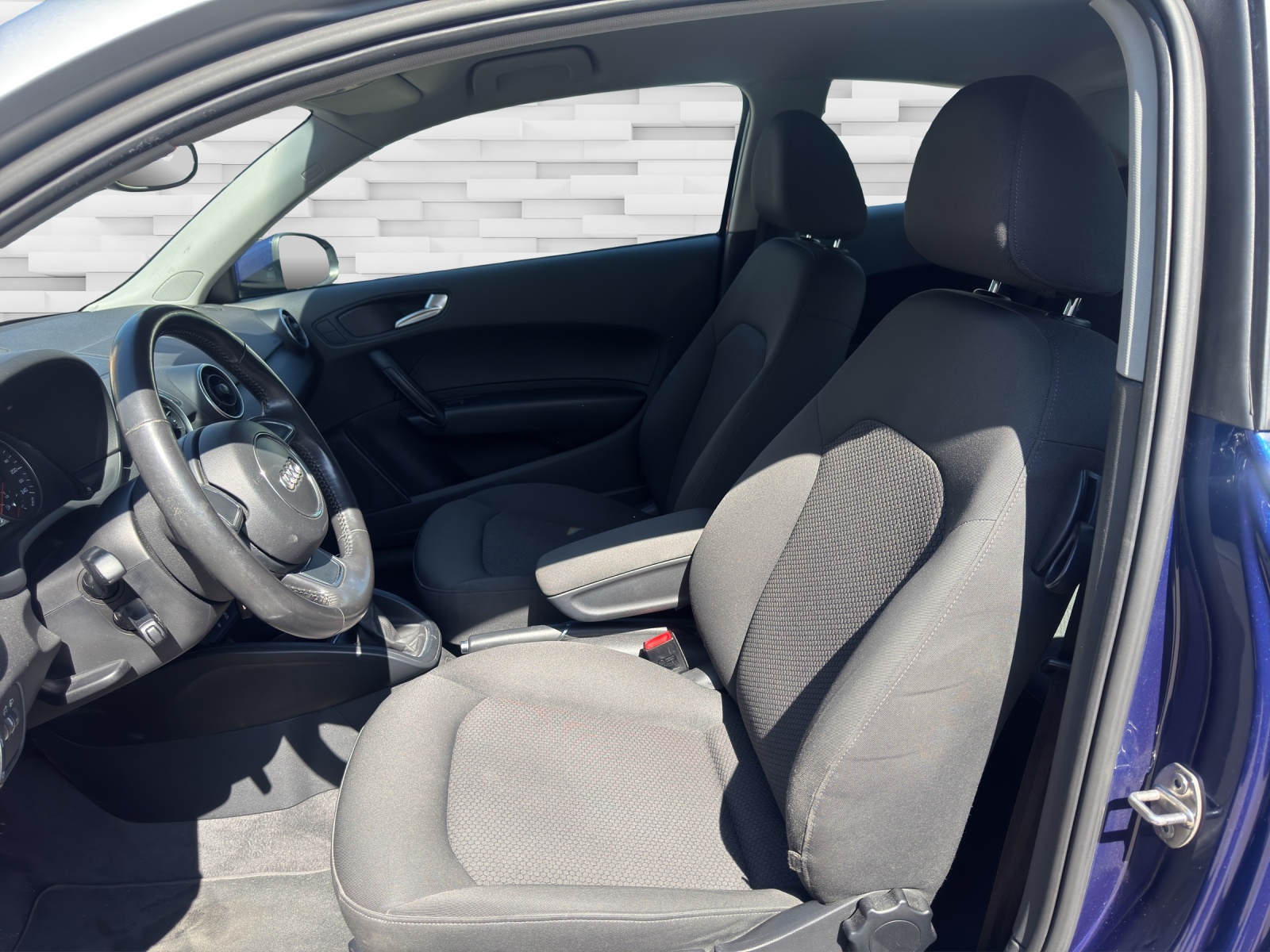 AUDI A1 1.4 TSFI S-Line-image-8