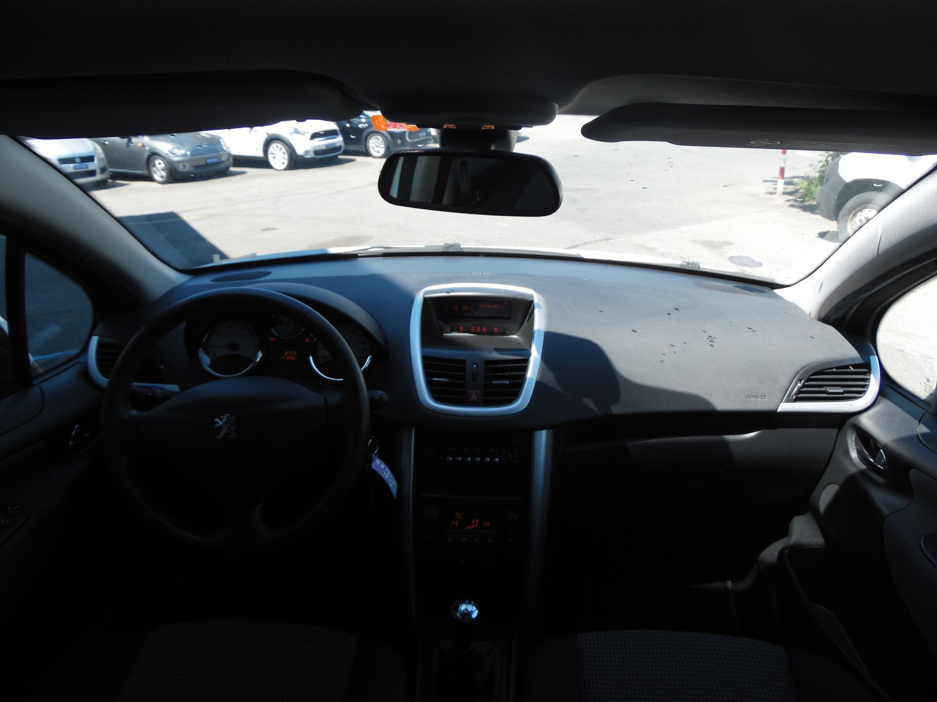 PEUGEOT 207 1.6 16V Trendy Clim-image-10