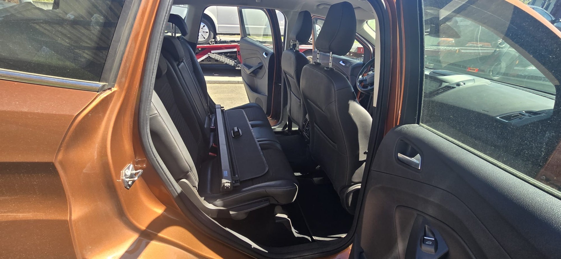 FORD Kuga 1.5 SCTi ST Line High 4WD Automatic-image-9
