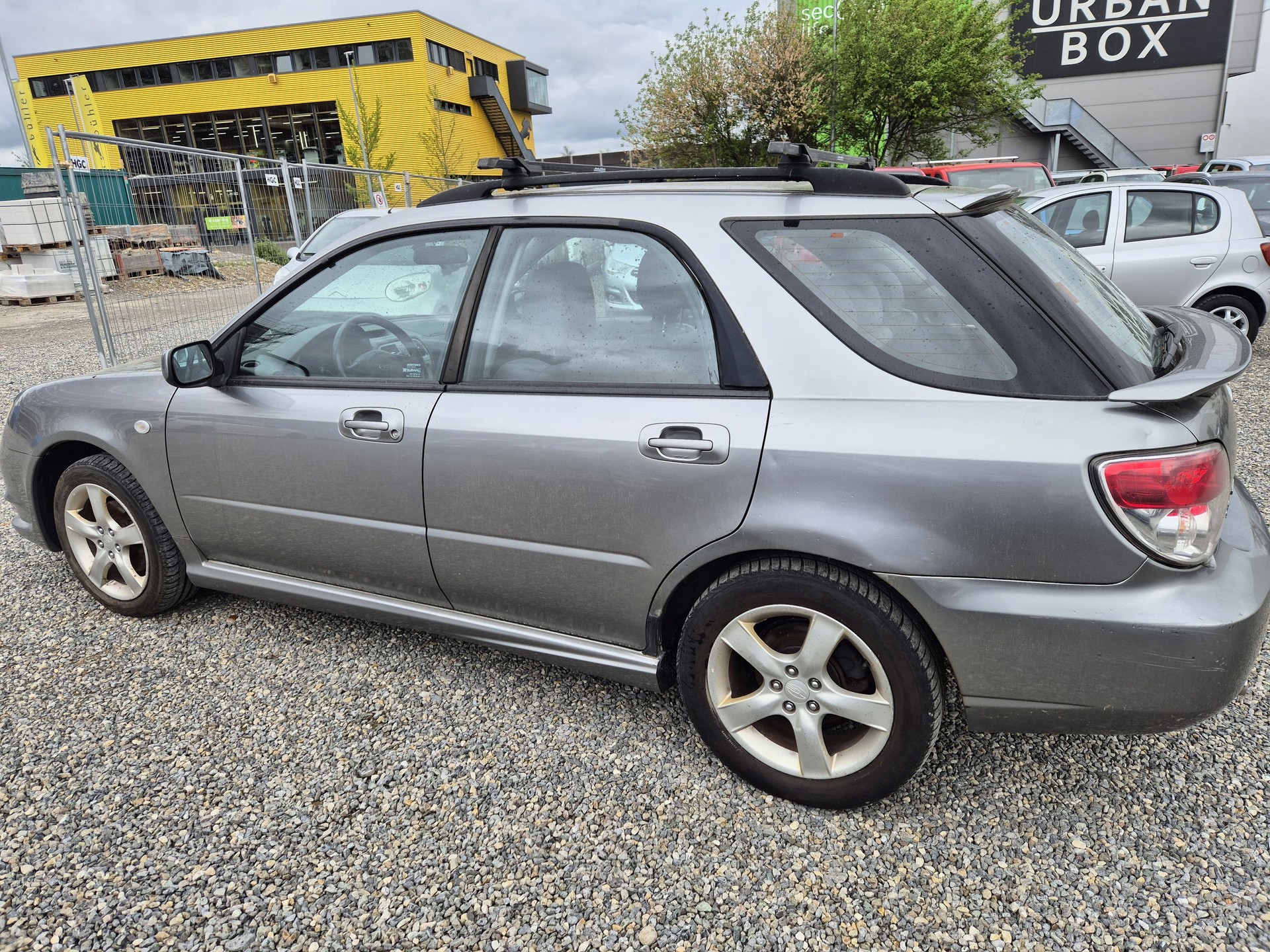 SUBARU Impreza 2.0R-image-3