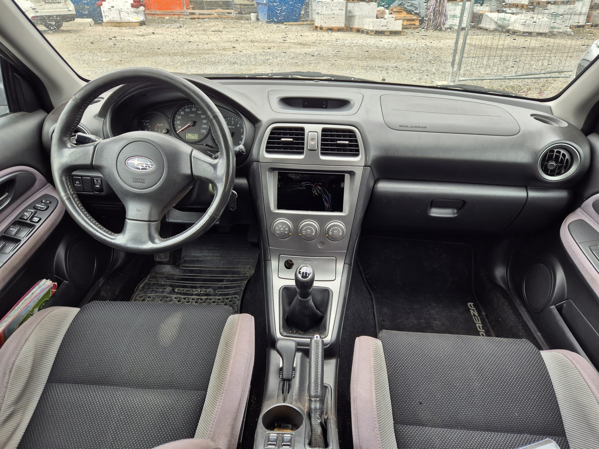 SUBARU Impreza 2.0R-image-4
