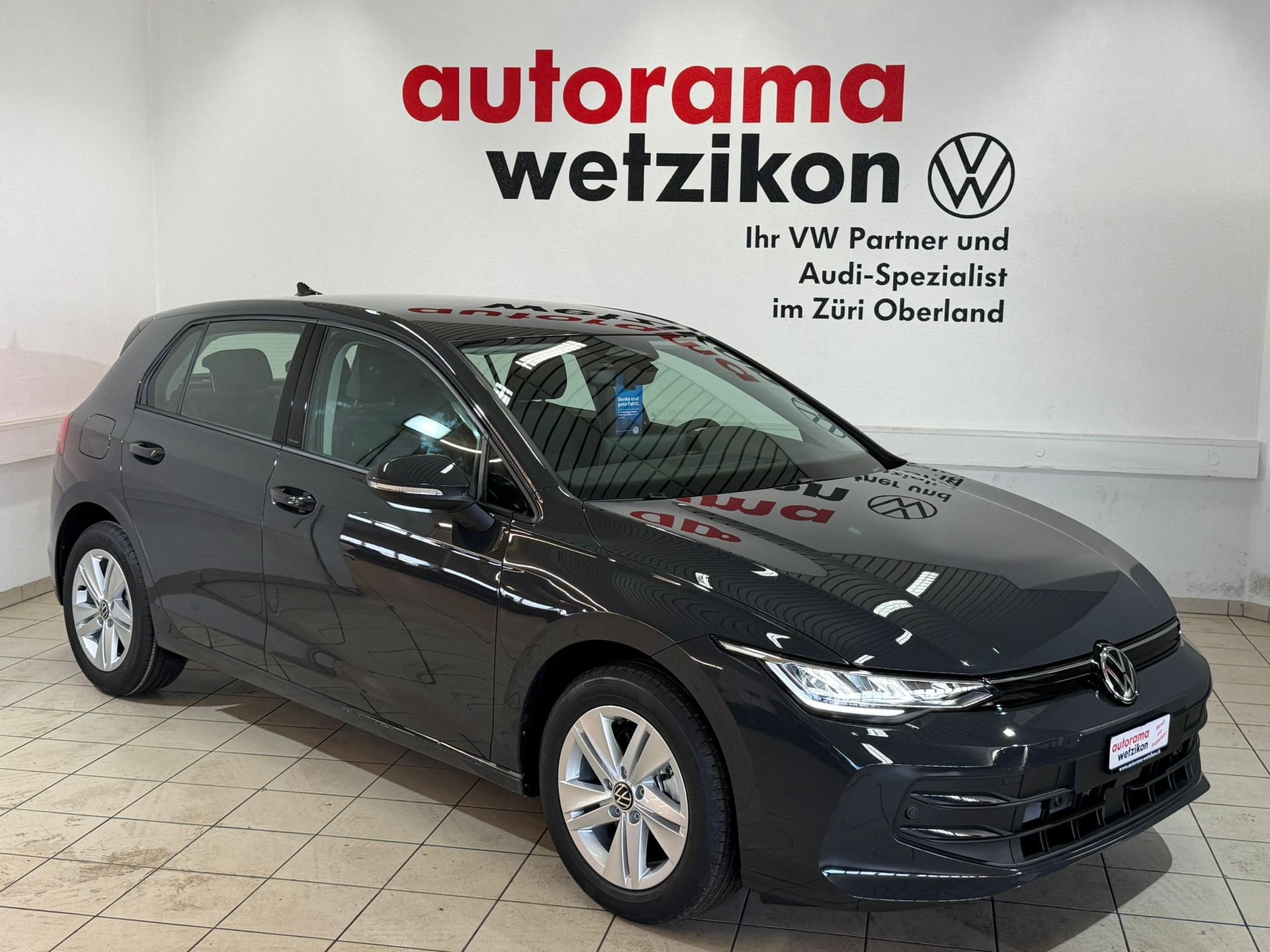 VW Golf 1.5 e TSI mHEV Basis DSG-image-0