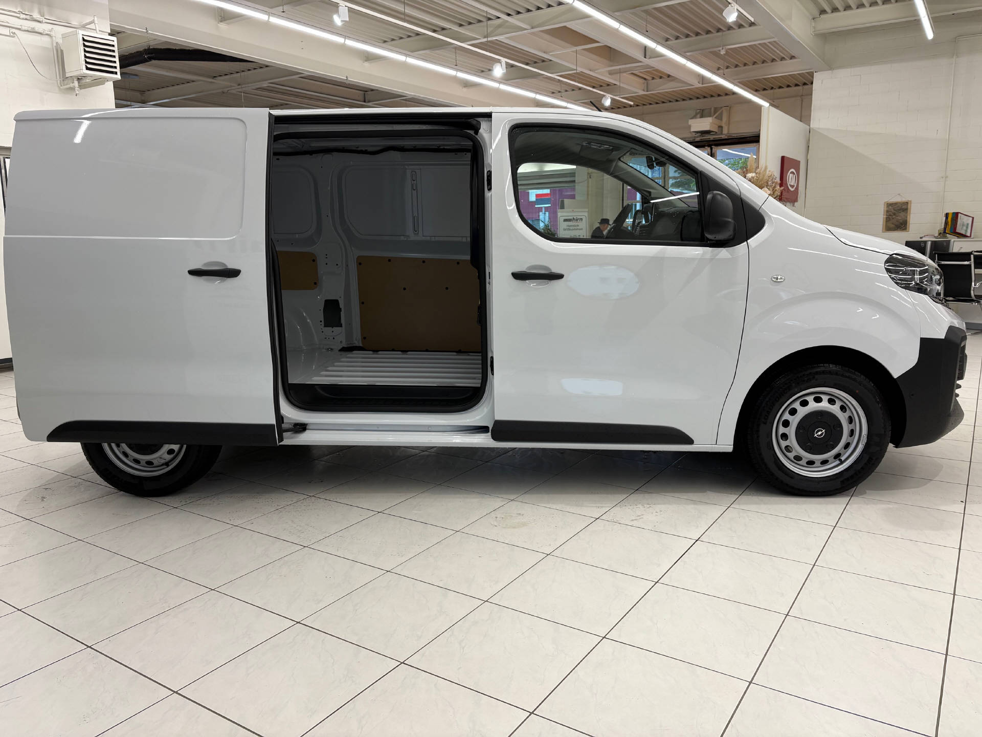 OPEL Vivaro Cargo 1.5 D 120 Energize Your Business S/S-image-3