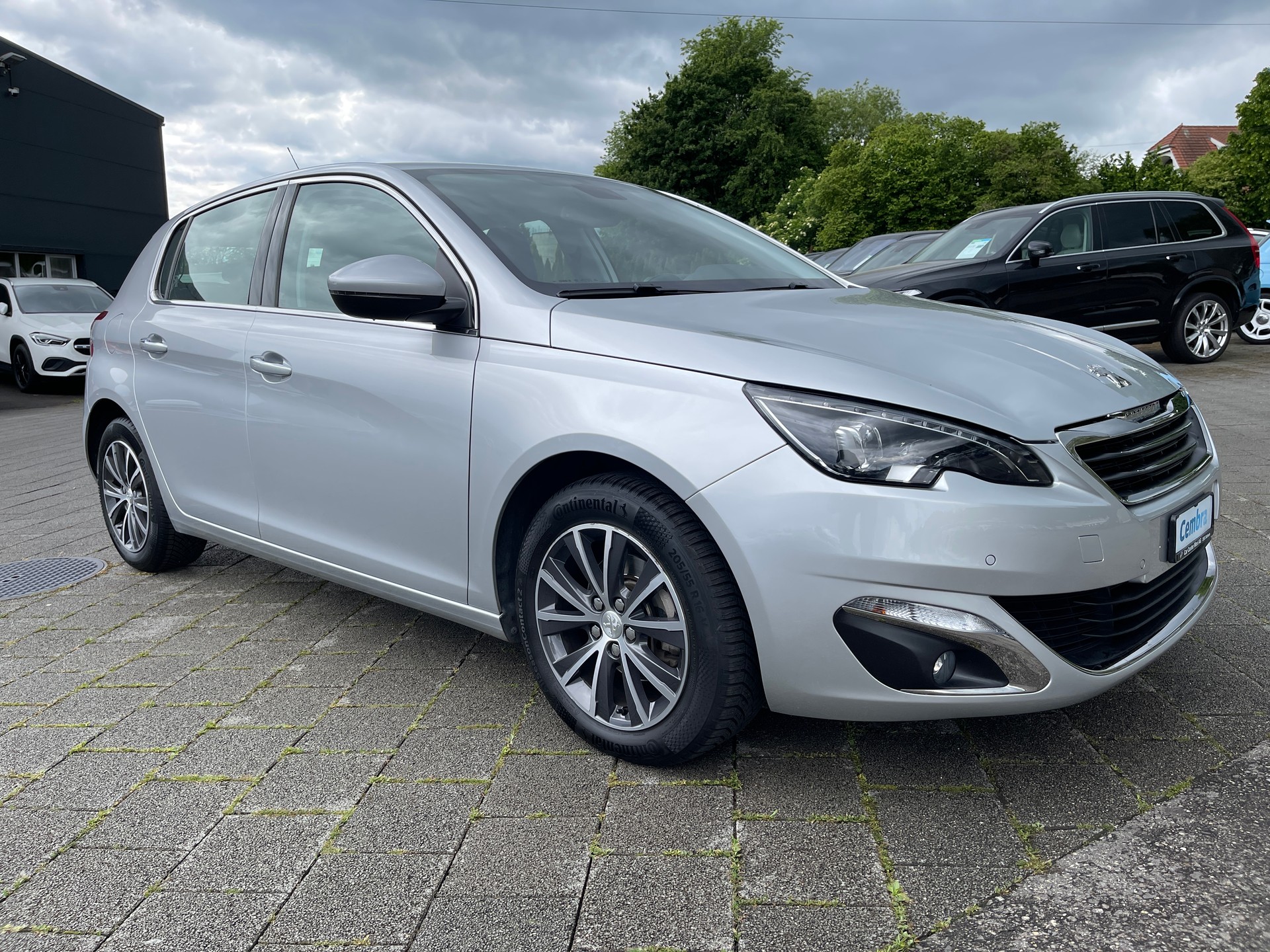 PEUGEOT 308 1.2 THP Allure Automatic-image-4