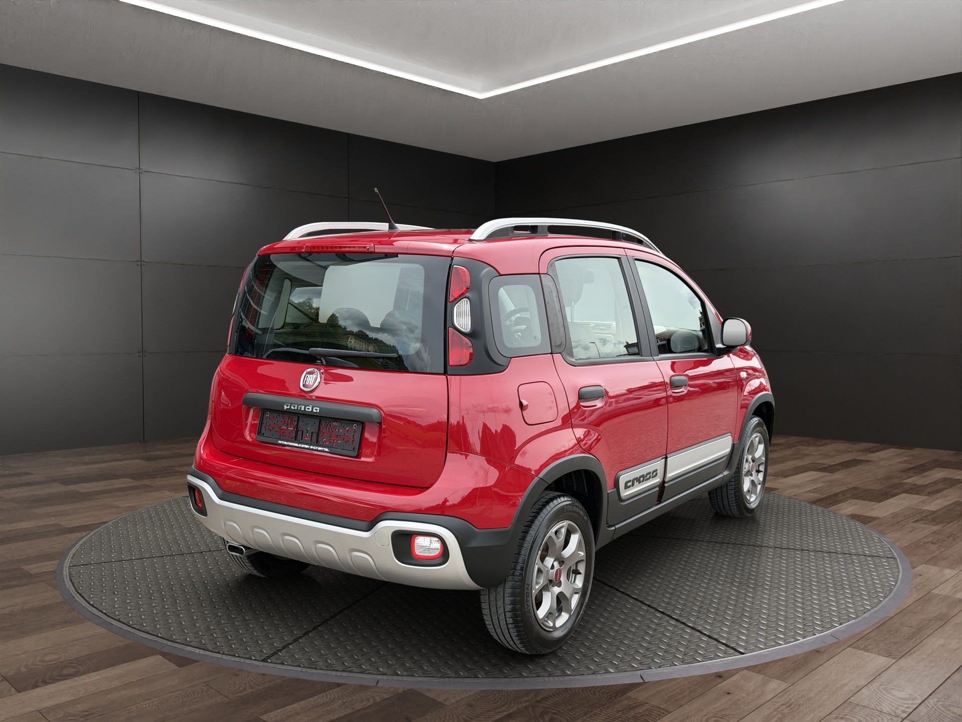 FIAT Panda 1.3 MJ Cross 4x4-showroom-element-1