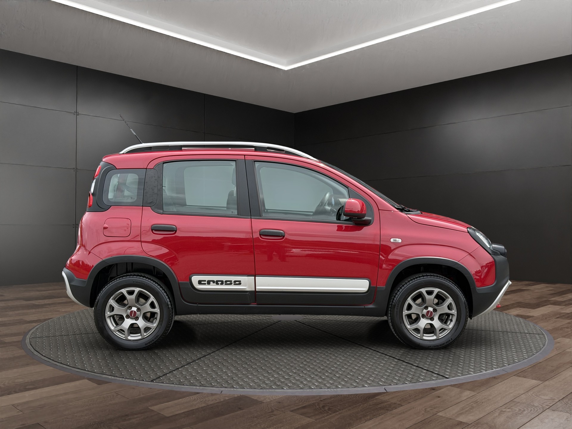 FIAT Panda 1.3 MJ Cross 4x4-image-13