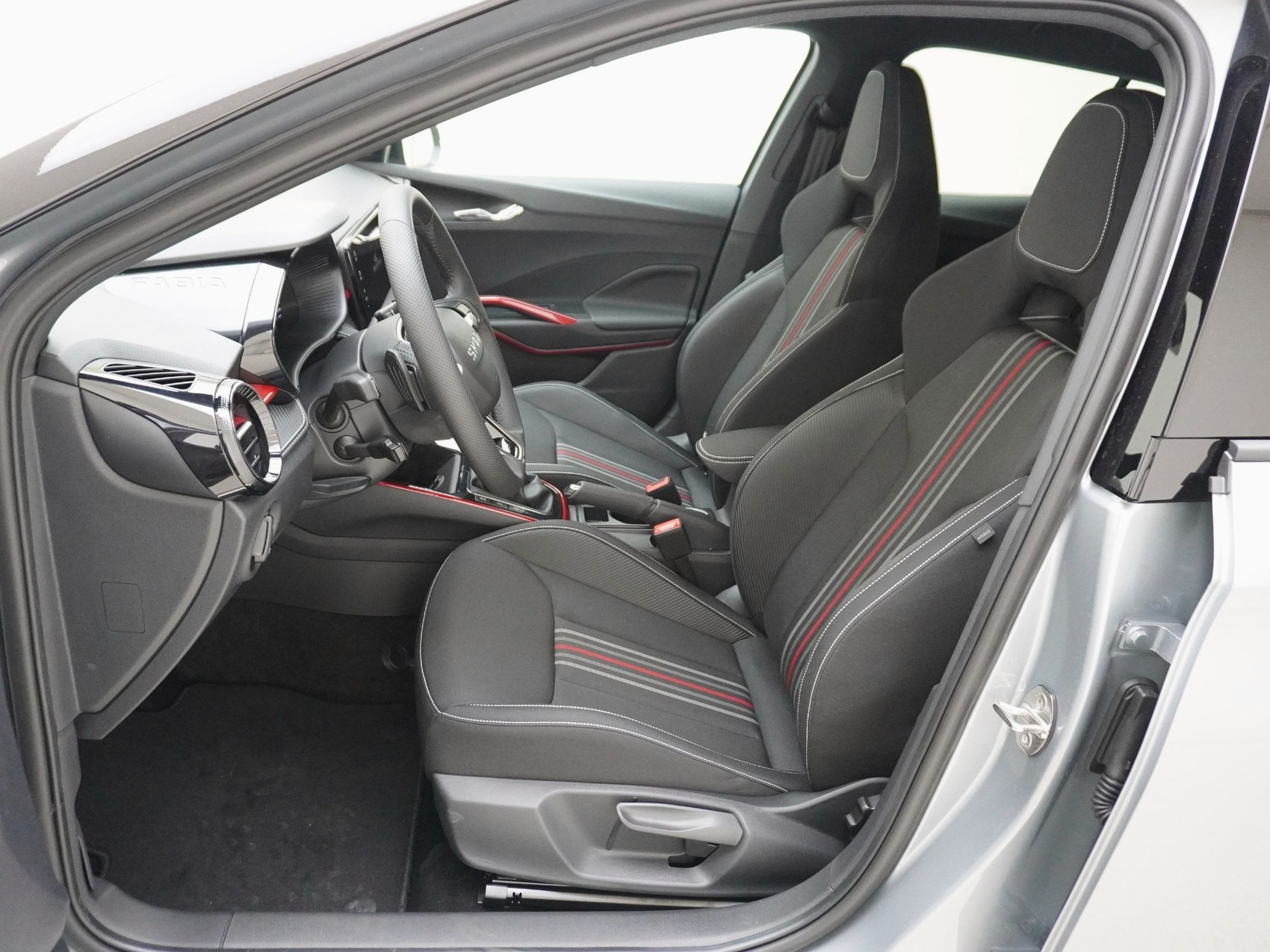 SKODA Fabia 1.5 TSI Monte Carlo DSG-image-11