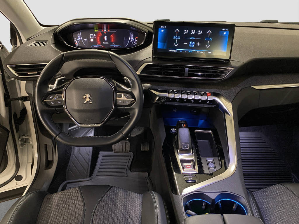 PEUGEOT 3008 1.2 PureTech Allure Pack-image-9