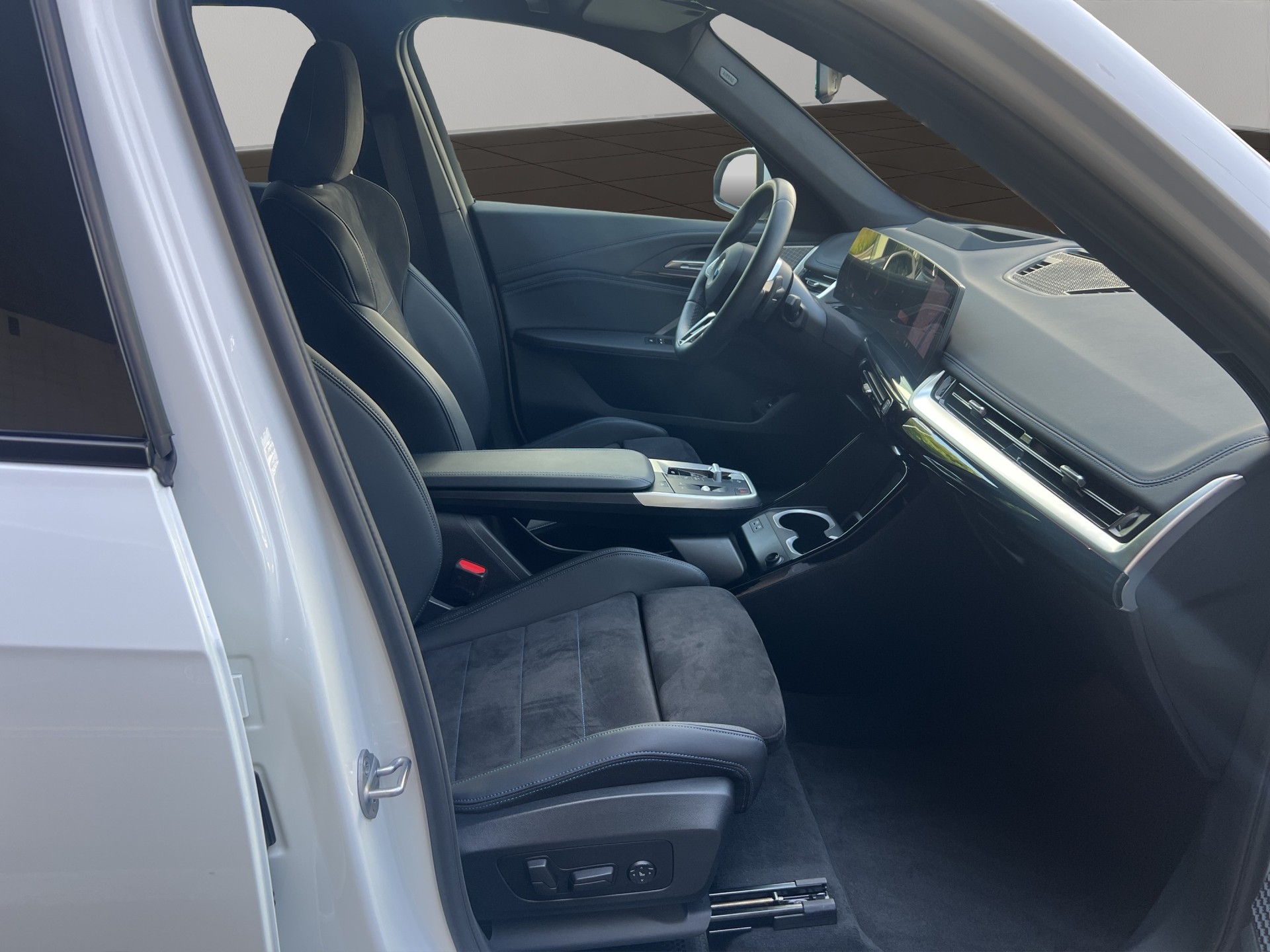 BMW X1 xDrive 20d 48V M Sport-image-19