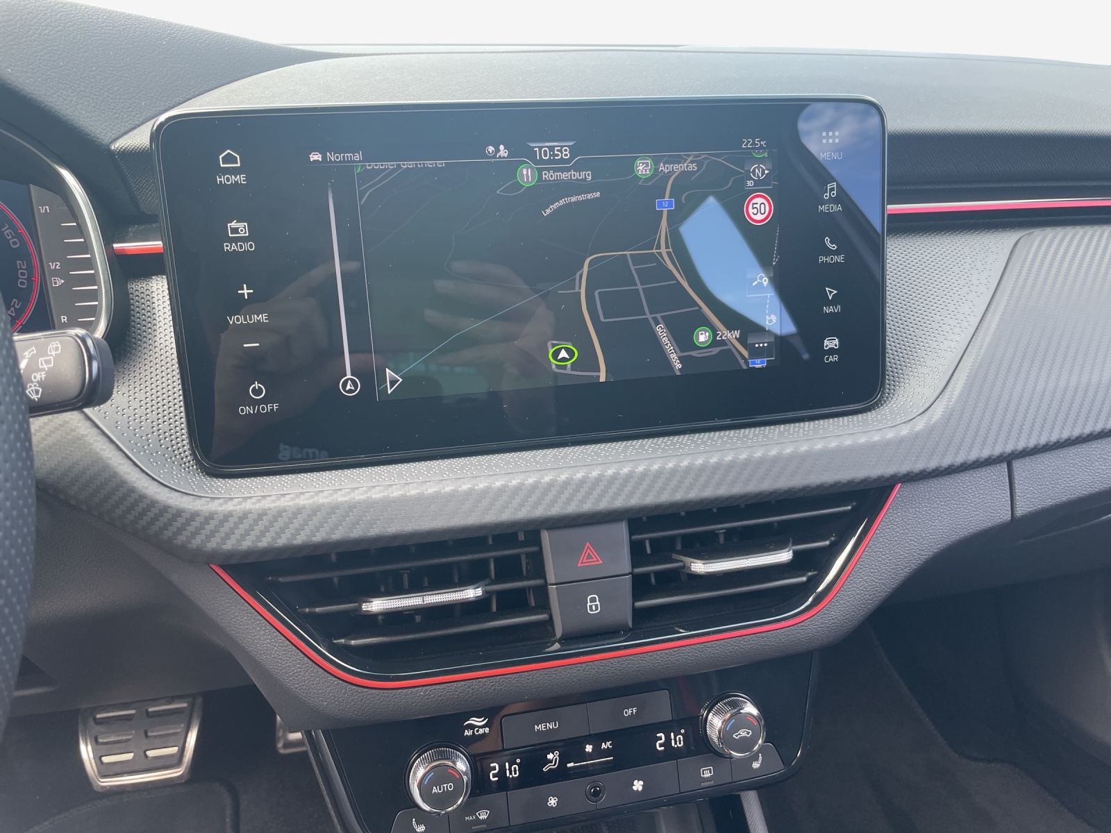 SKODA Scala 1.5 TSI Monte Carlo DSG-image-10
