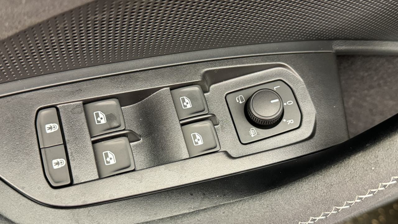 SKODA Kodiaq 1.5 TSI PHEV Sportline-image-8