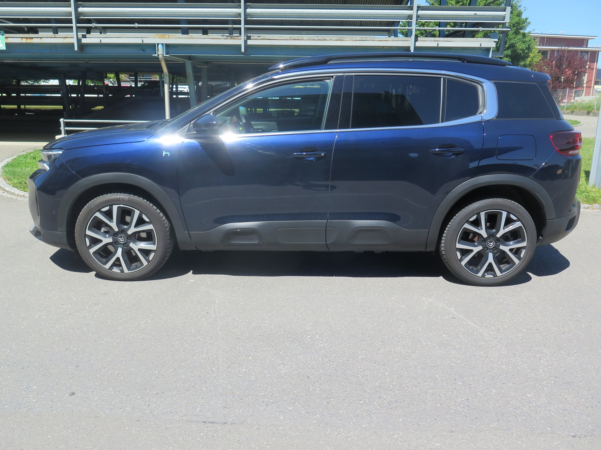 CITROEN C5 Aircross 1.6 PHEV Swiss Edition-image-2