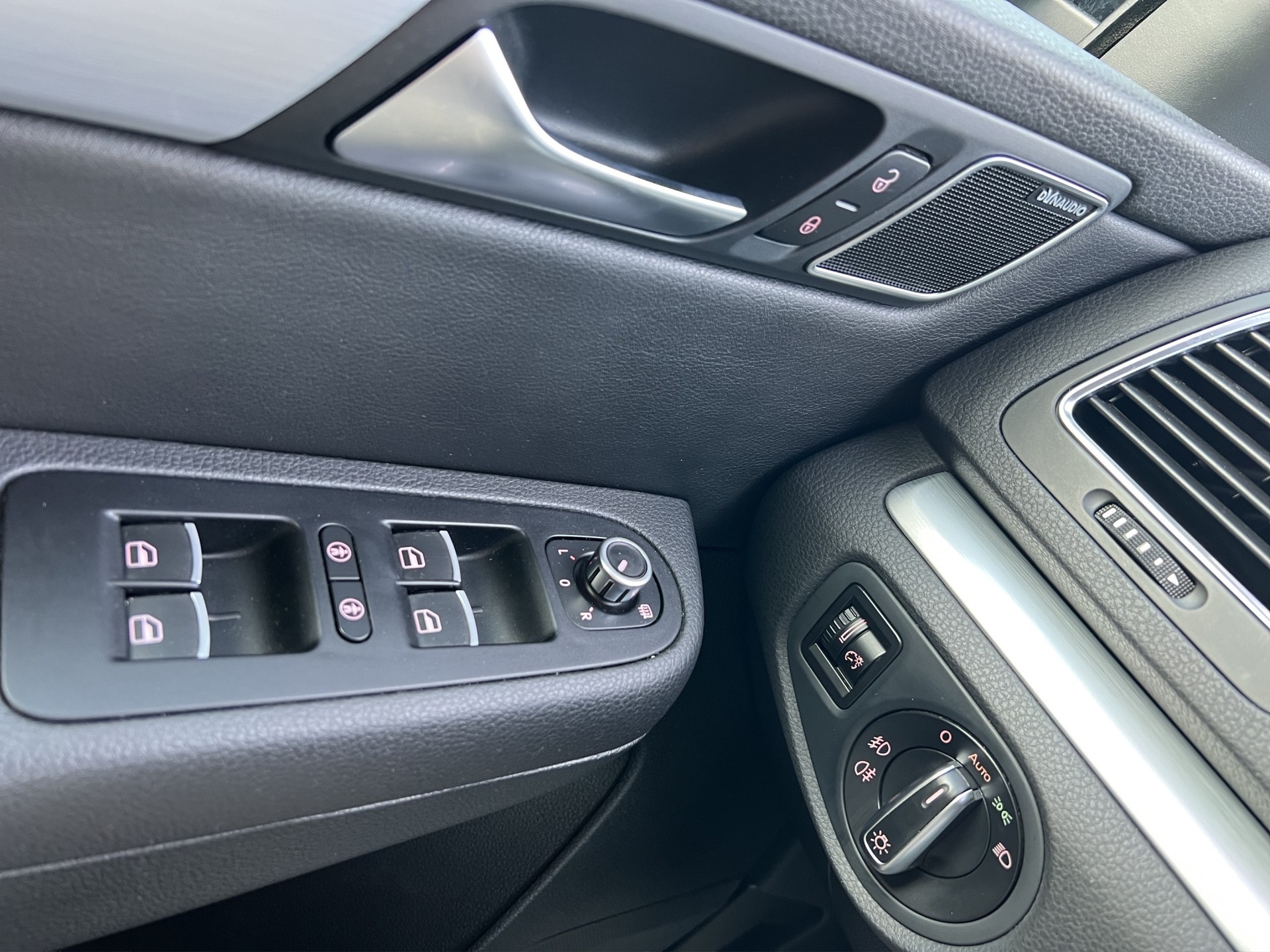 VW Sharan 2.0 TSI Comfortline DSG-image-14