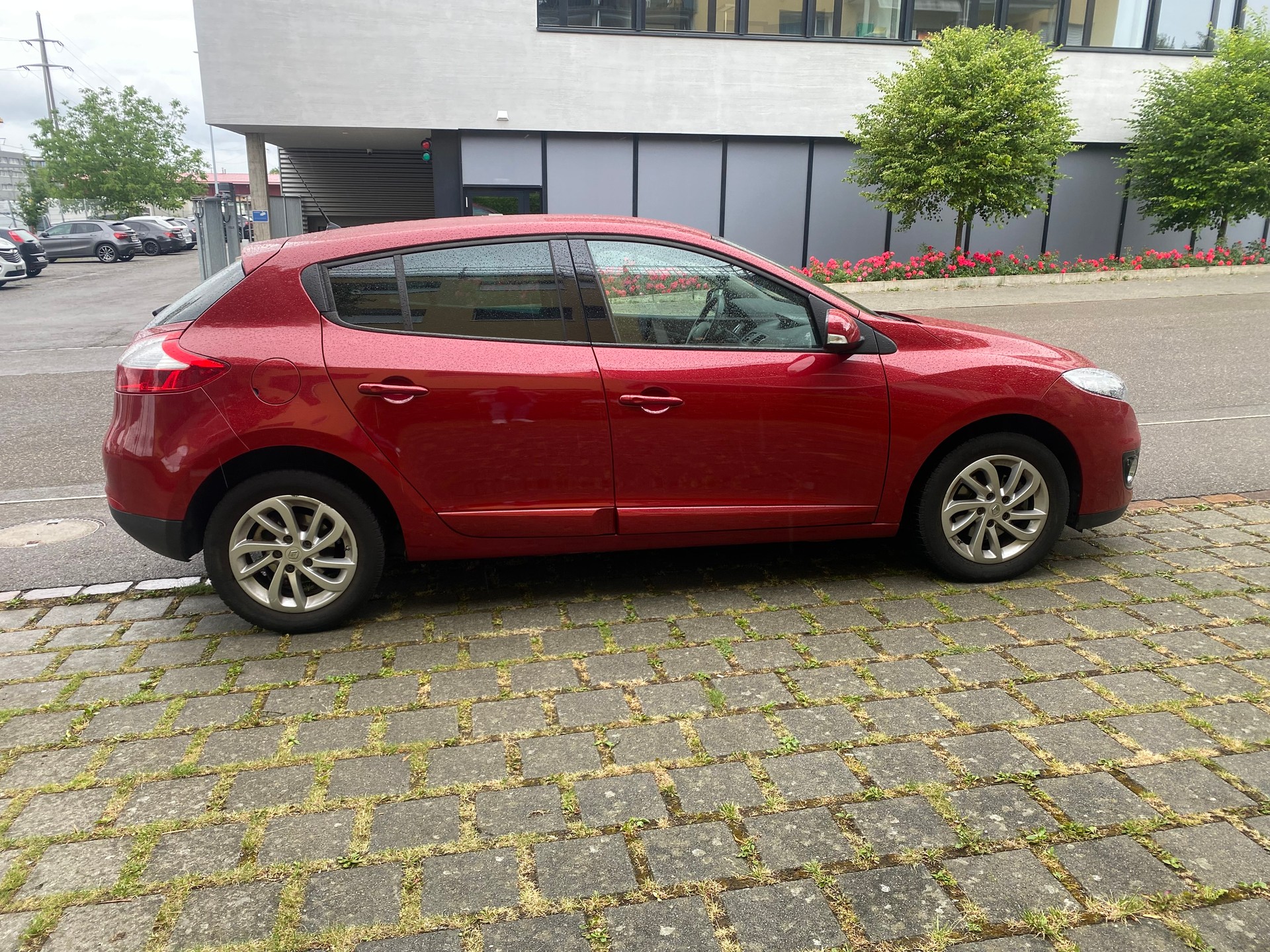 RENAULT Mégane 1.5 dCi Swiss Edition EDC-image-3