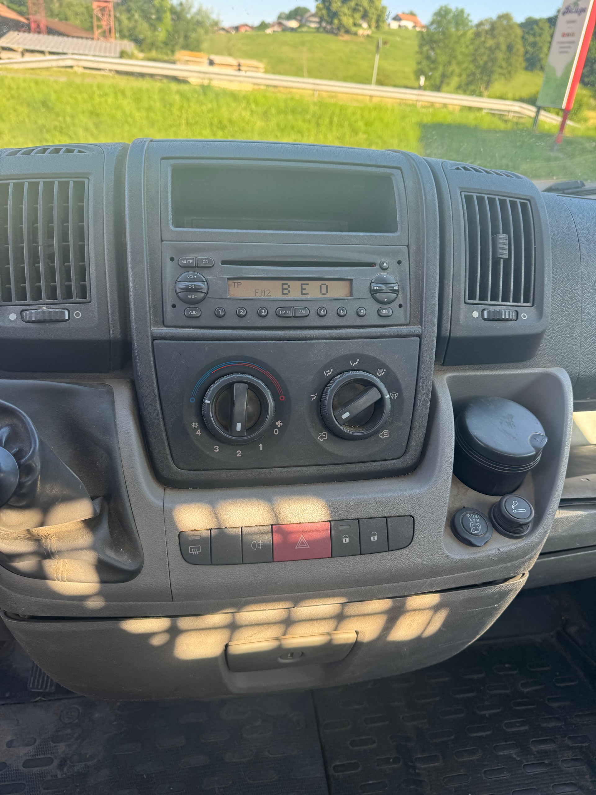 PEUGEOT Boxer 335-120 Bc-image-8