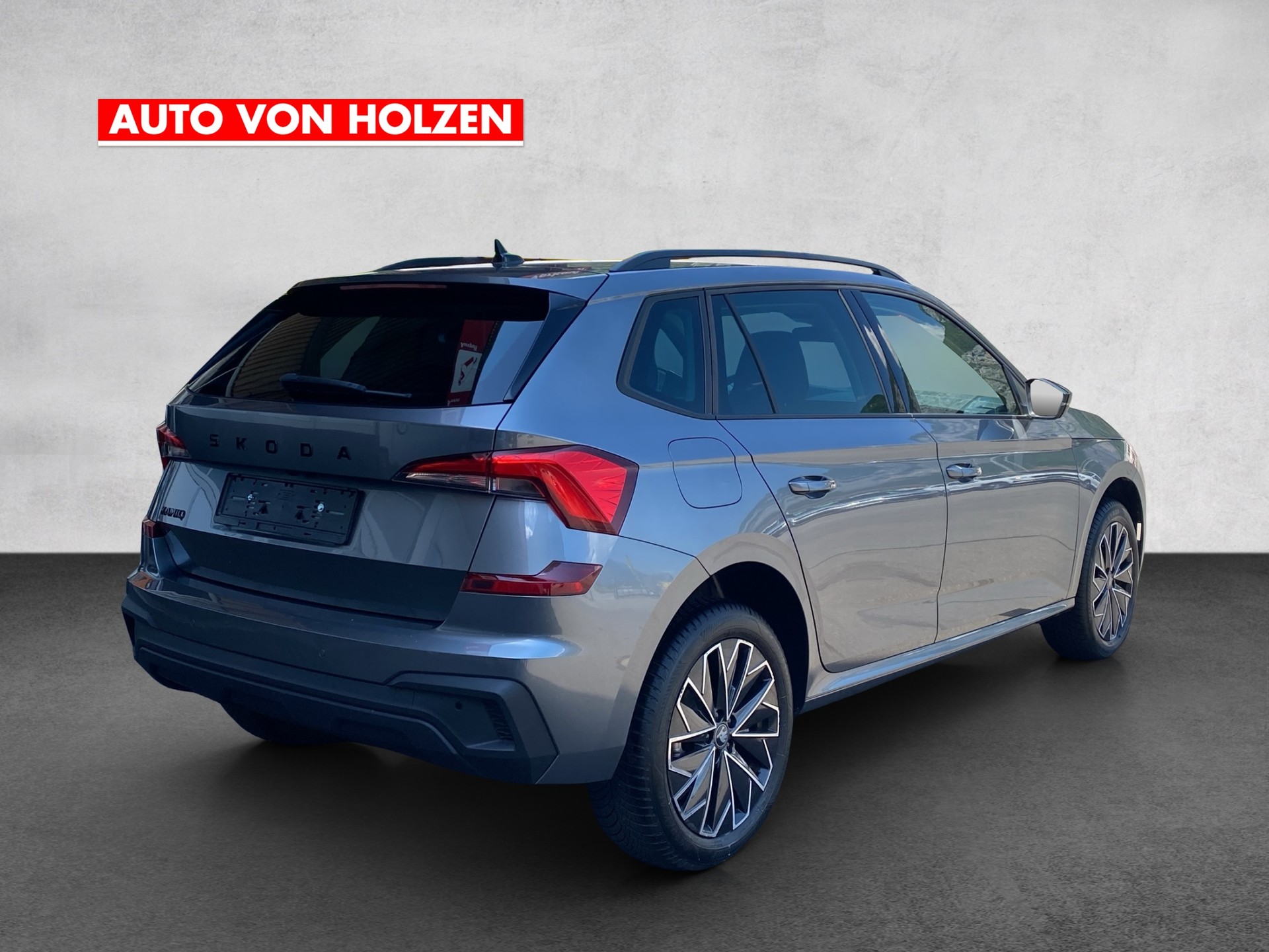 SKODA Kamiq 1.0 TSI Selection Black DSG Automat-image-4