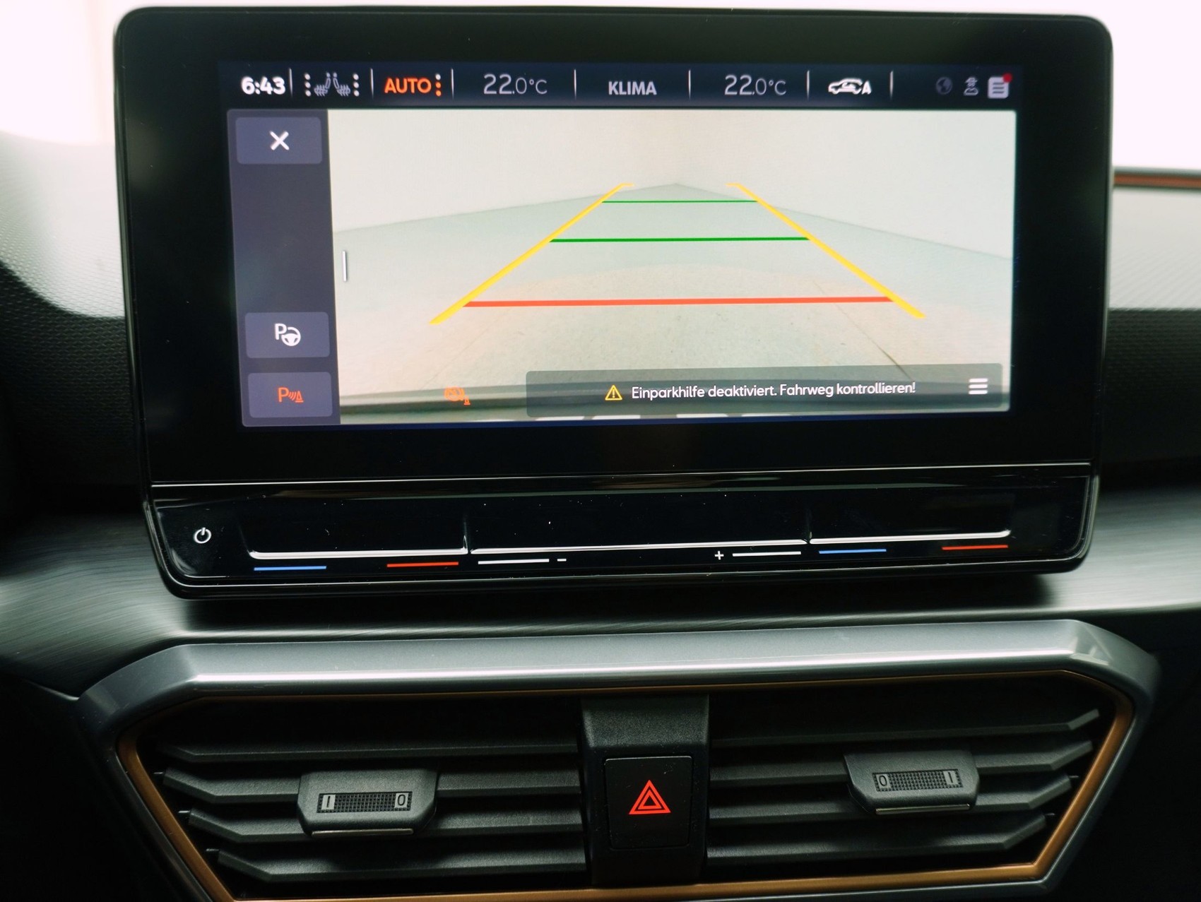CUPRA Leon 2.0 TSI DSG VZ-image-21