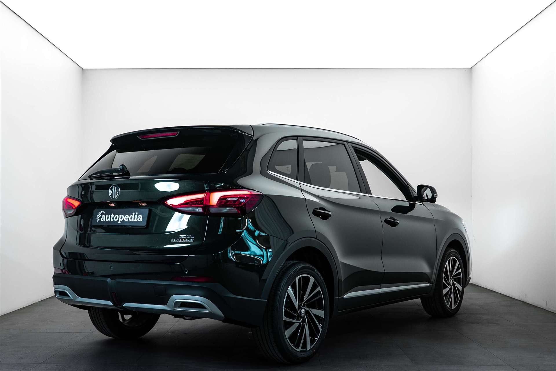 MG ZS 1.5 HEV Luxury Automat NEW-showroom-element-2
