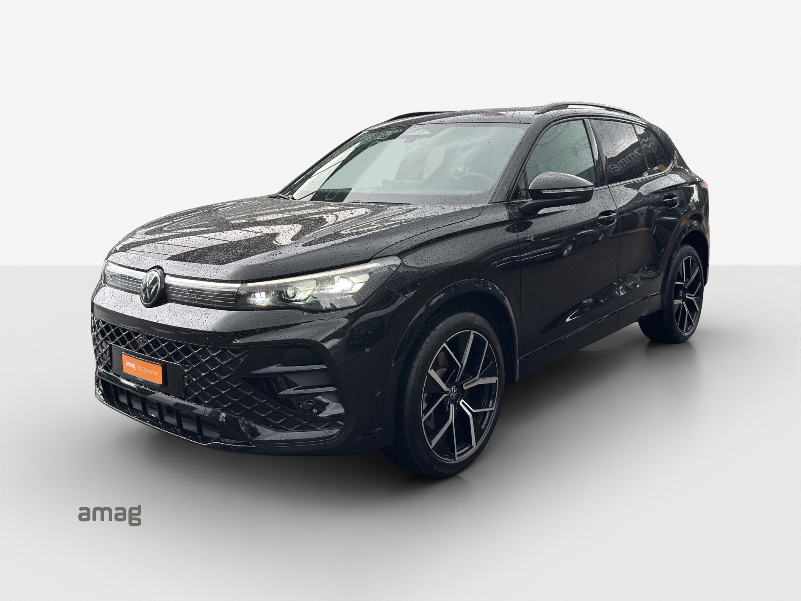 VW Tiguan 2.0 TSI DSG R-Line 4Motion-image-0