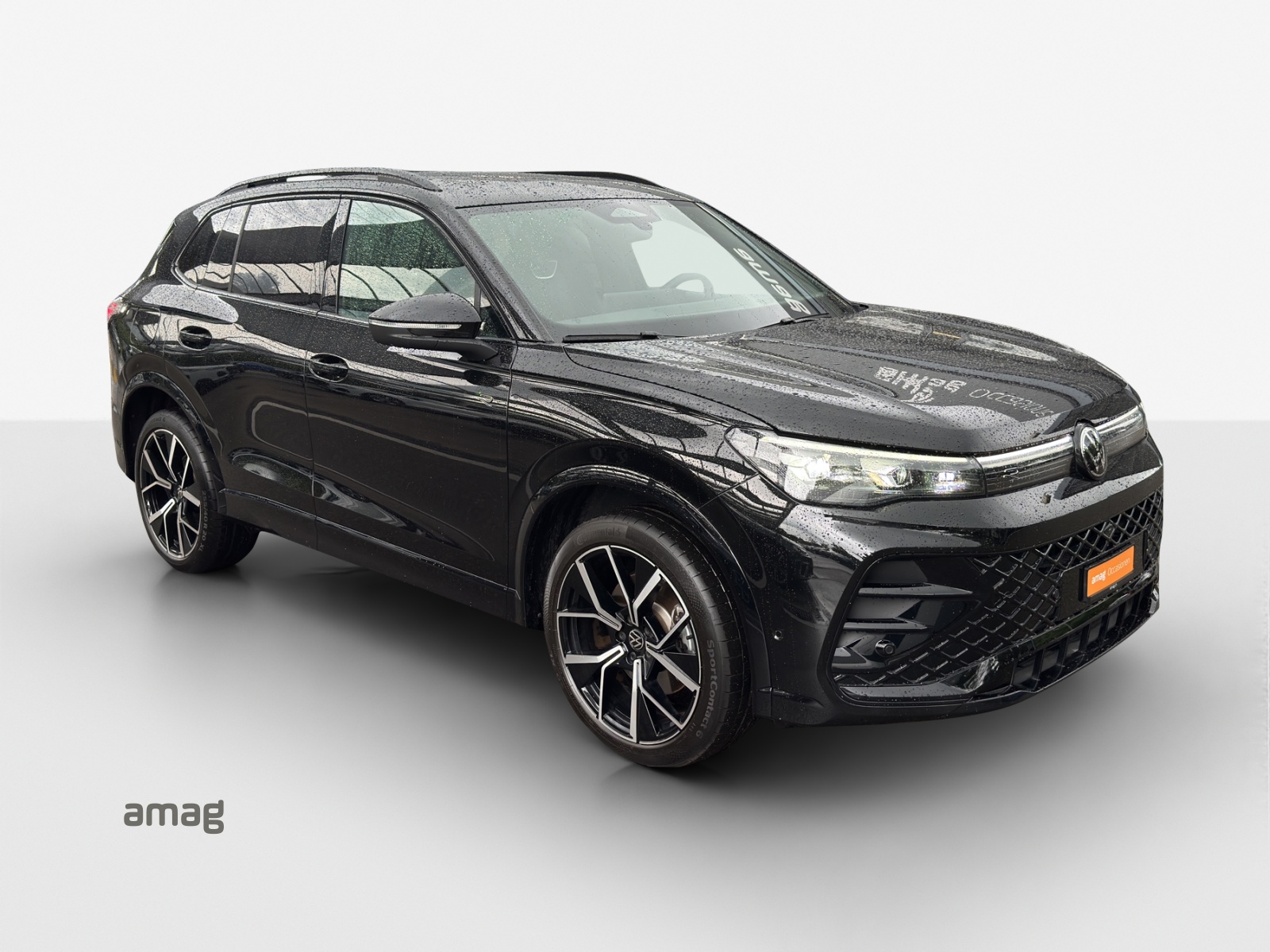 VW Tiguan 2.0 TSI DSG R-Line 4Motion-image-5
