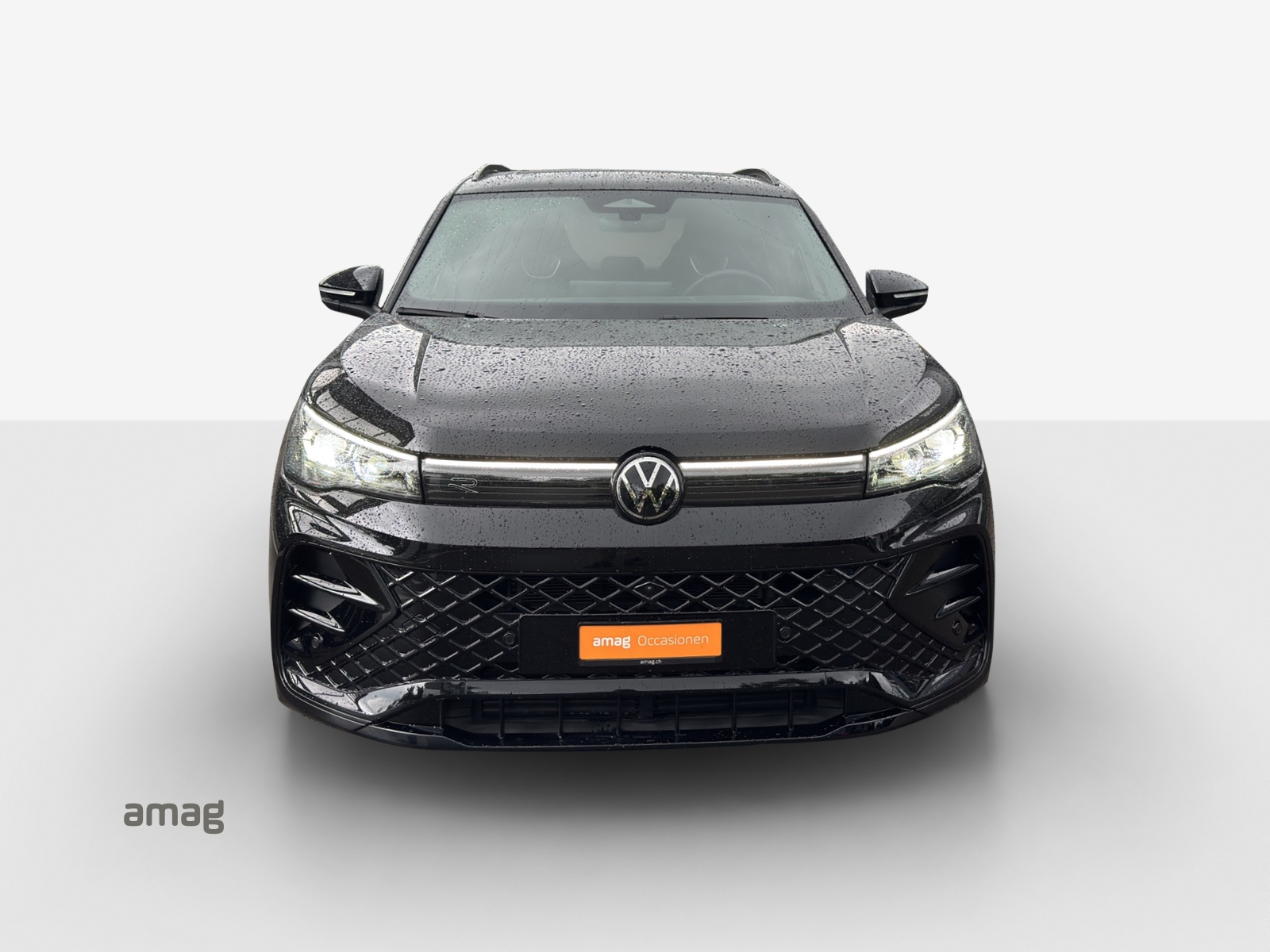 VW Tiguan 2.0 TSI DSG R-Line 4Motion-image-6