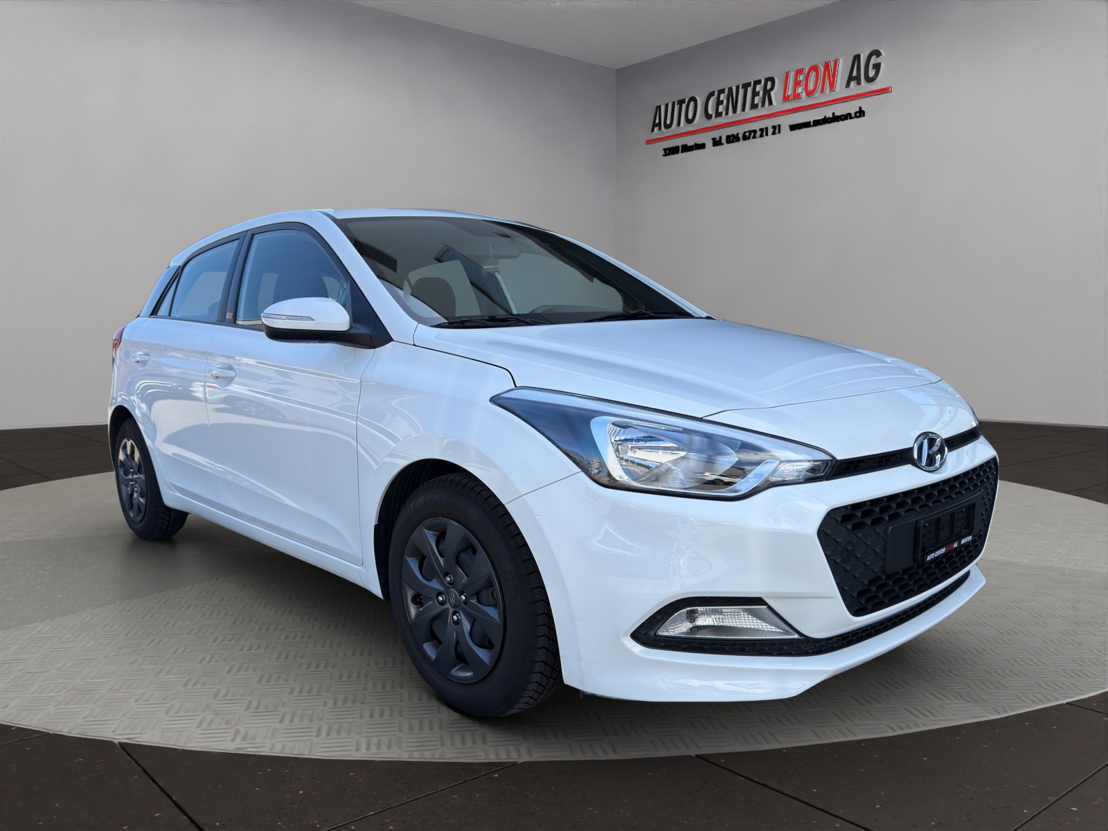 HYUNDAI i20 1.2 Amplia-image-7