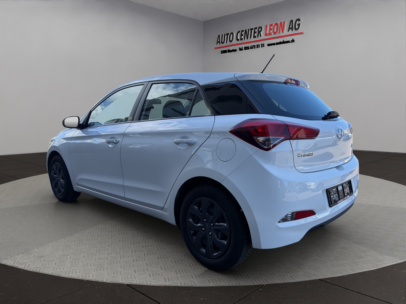 HYUNDAI i20 1.2 Amplia-image-3