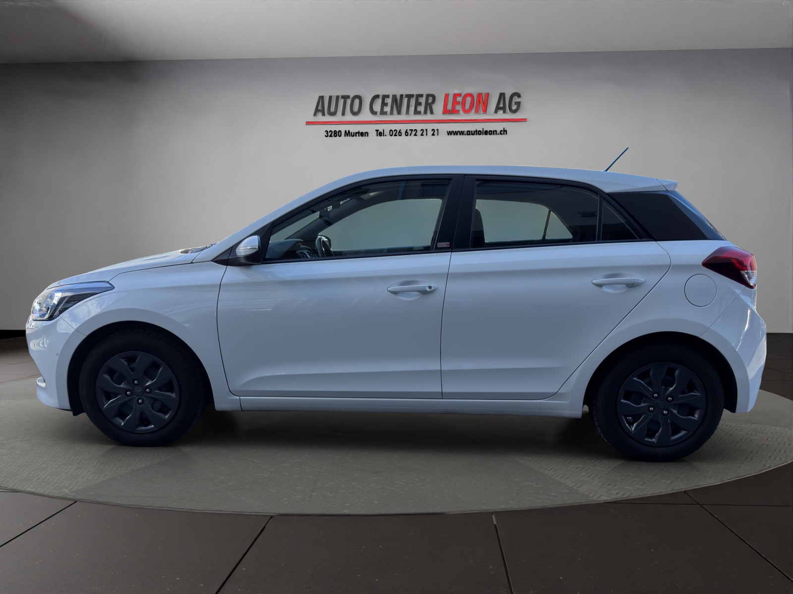 HYUNDAI i20 1.2 Amplia-image-2