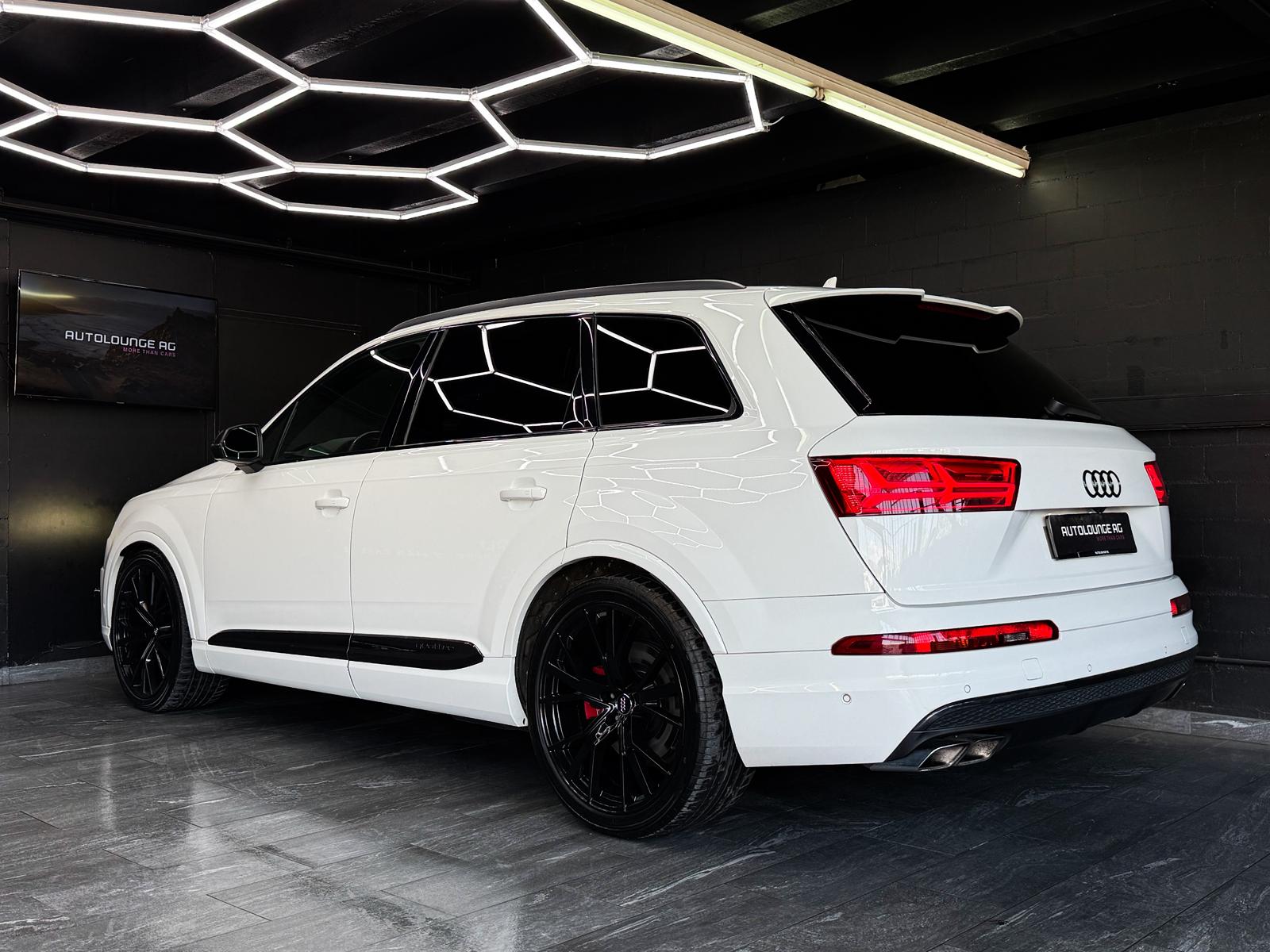 AUDI SQ7 4.0 TDI quattro tiptronic-image-4