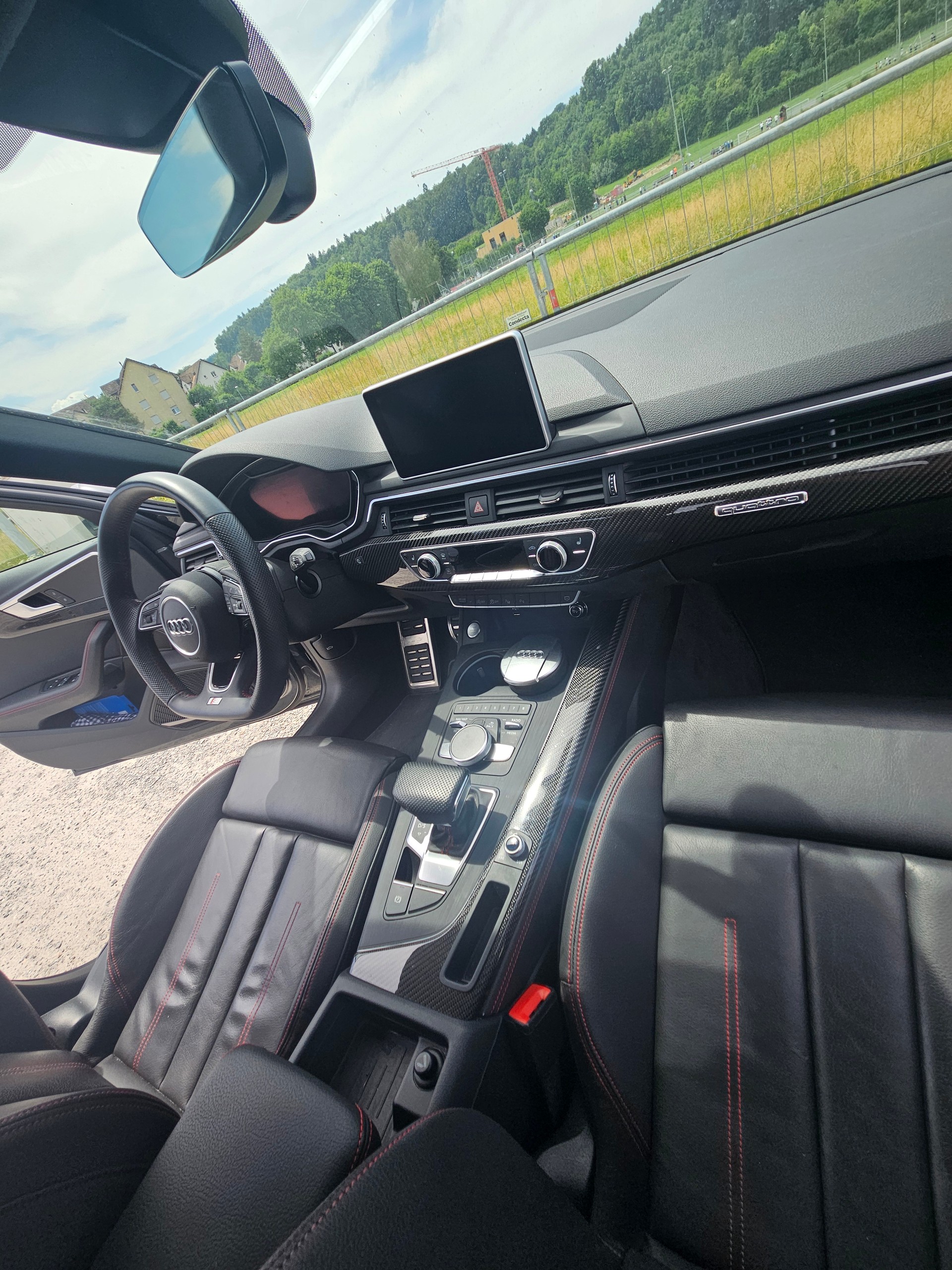 AUDI 2.0 40 TDI Sport quattro S-Tronic-image-3