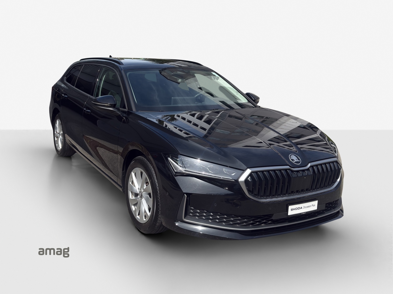 SKODA Superb Combi 1.5 TSI PHEV Selection DSG-image-5