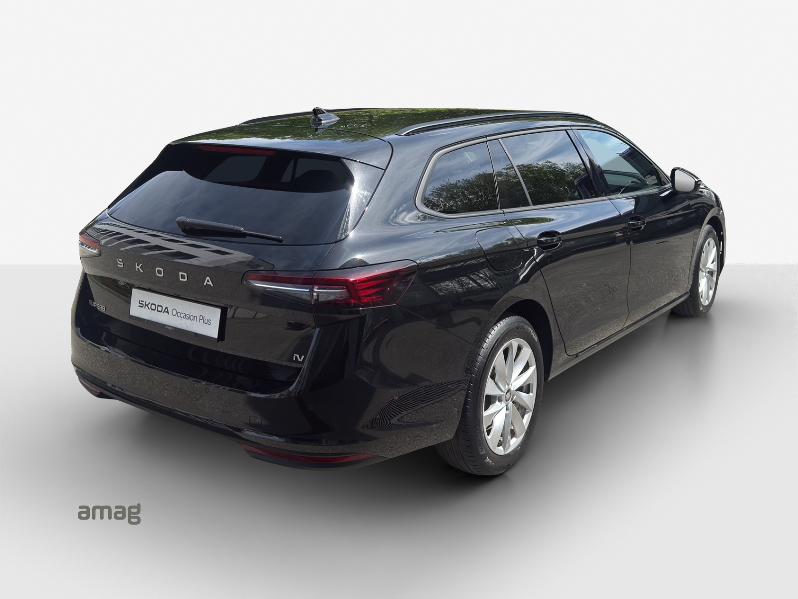 SKODA Superb Combi 1.5 TSI PHEV Selection DSG-image-4