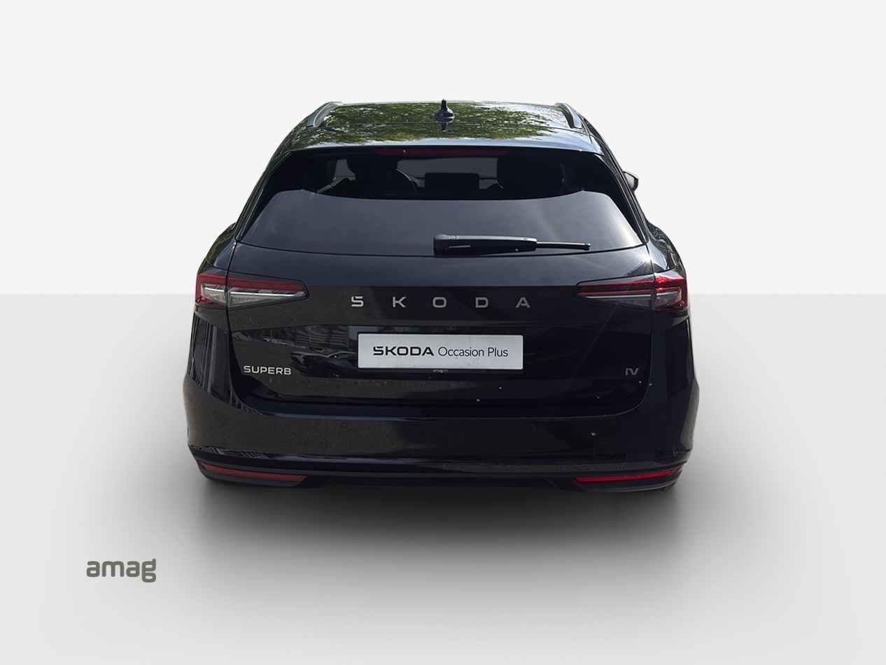 SKODA Superb Combi 1.5 TSI PHEV Selection DSG-image-3