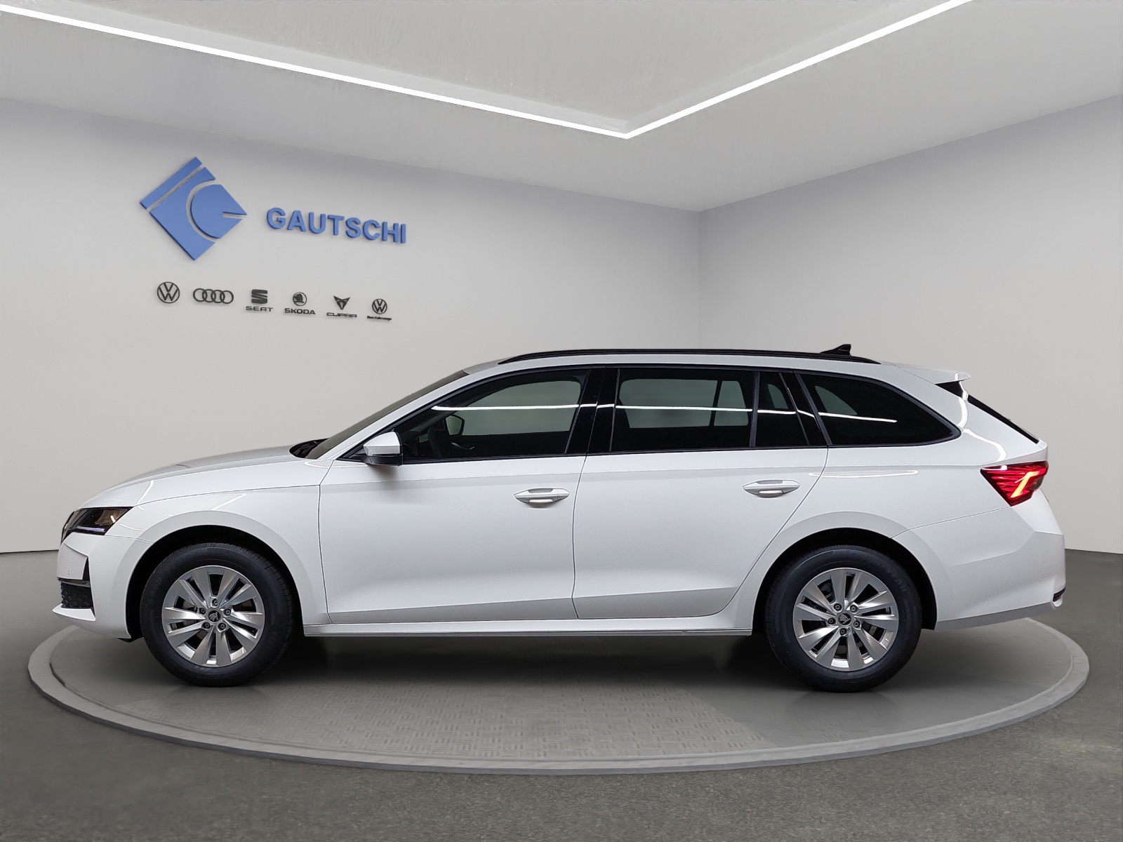 SKODA Octavia Combi 2.0 TDI DSG Selection-image-1