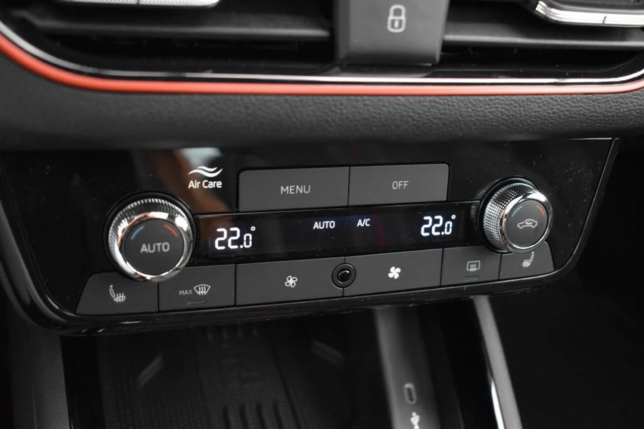SKODA Scala 1.5 TSI Monte Carlo DSG-image-8